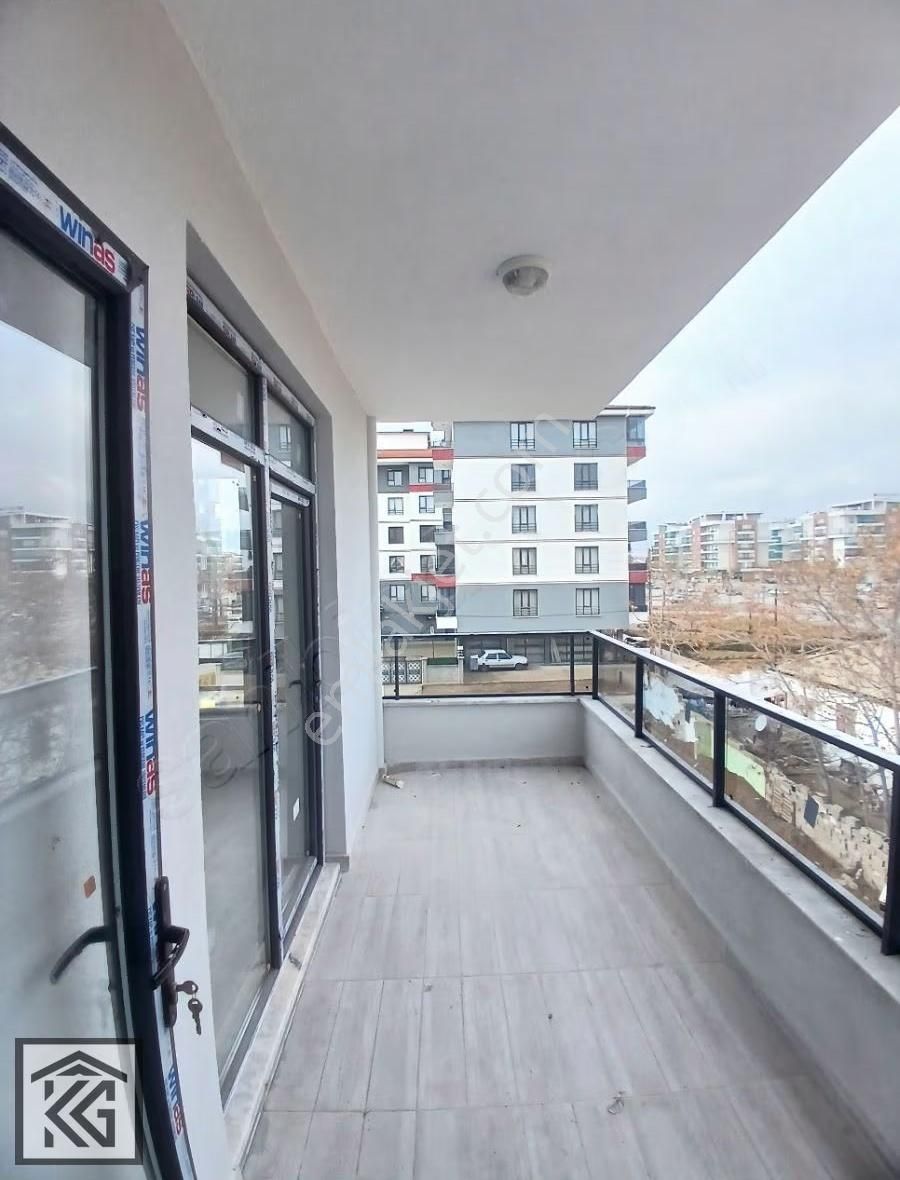 Kocalardan Fetih Caddesi Adliye Şehir Hasta Kto Yakını Sıfır 3+1 - Görsel 4