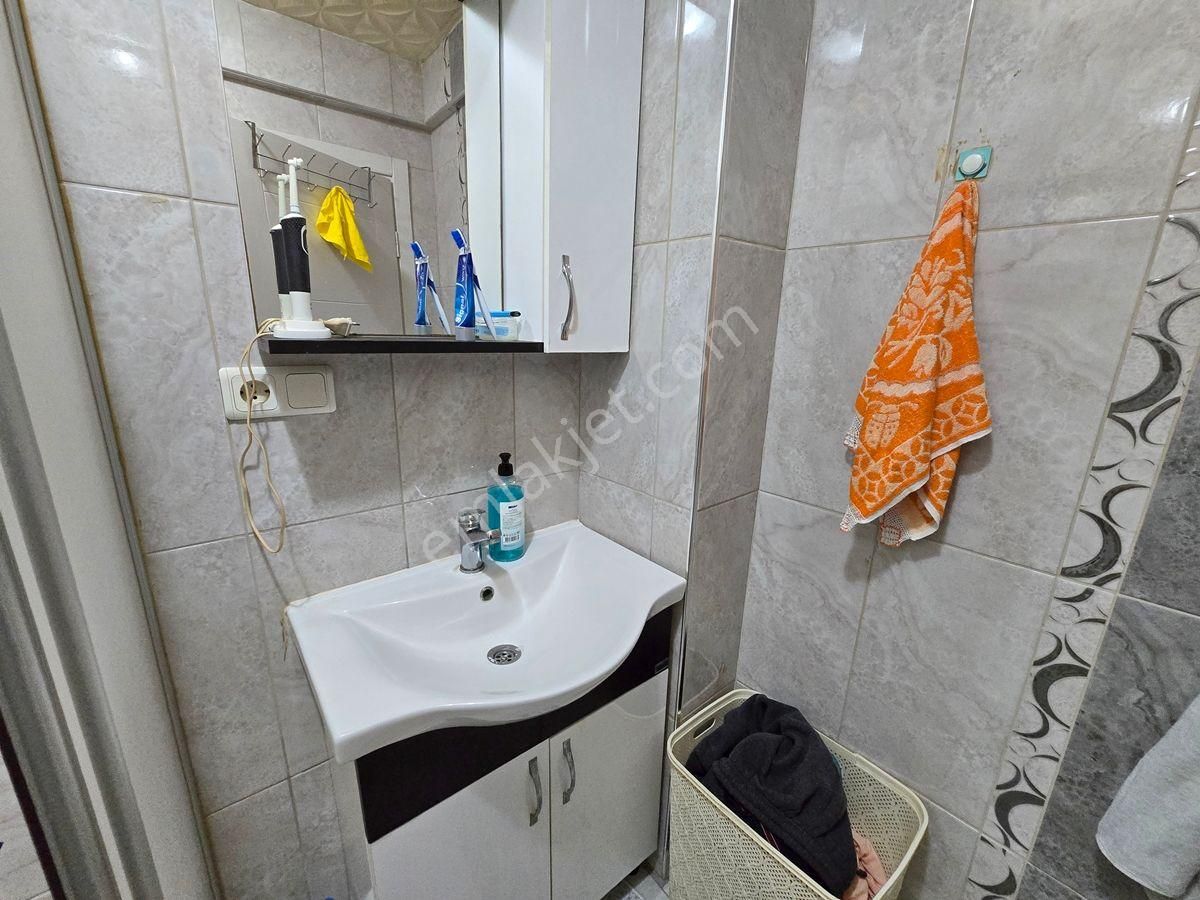 Altınoluk Merkezde | Bahçe Kullanımlı | Tamamen Yenilenmiş | 2+1 Satılık Daire - Görsel 20