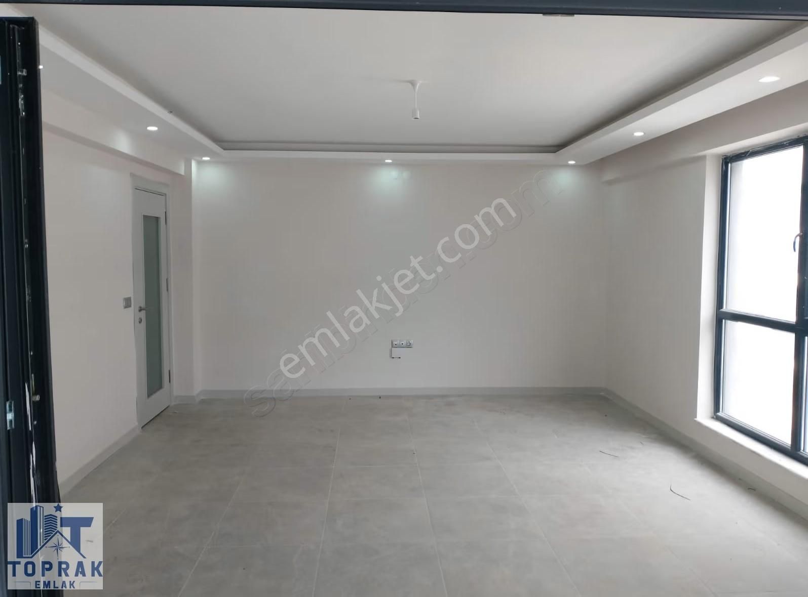 Toprak Emlak'tan Çankaya Mahallesinde Sıfır Kiralık 3+1 Daire. - Görsel 17