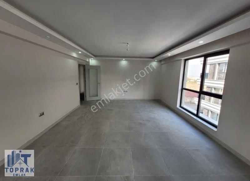 Toprak Emlak'tan Çankaya Mahallesinde Sıfır Kiralık 3+1 Daire. - Görsel 29