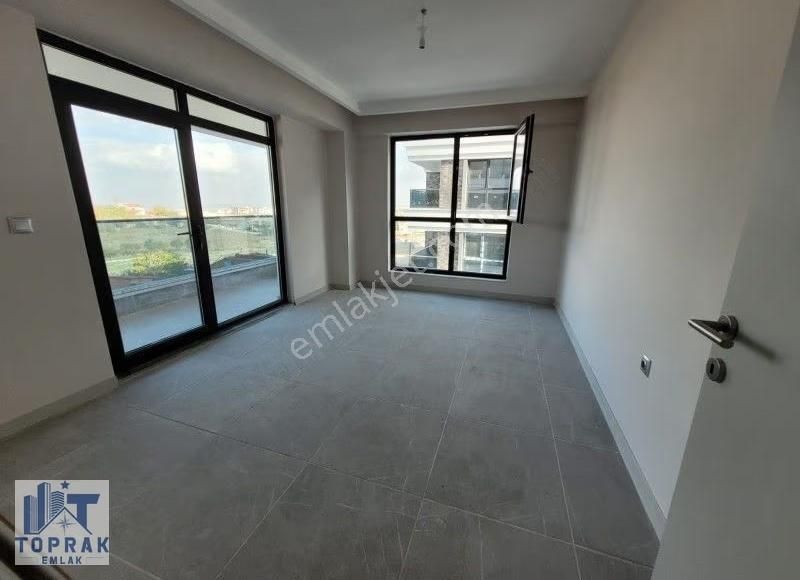 Toprak Emlak'tan Çankaya Mahallesinde Sıfır Kiralık 3+1 Daire. - Görsel 4