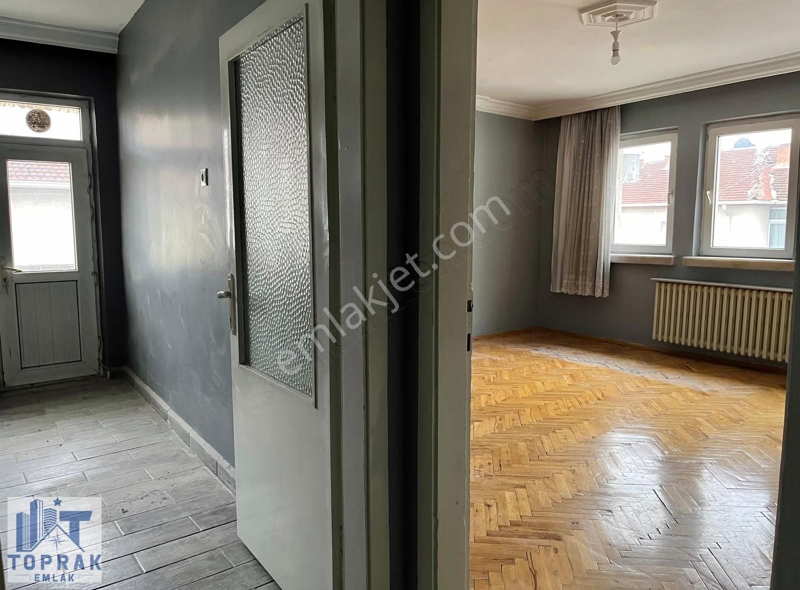 Toprak Emlak'tan Uluönder Mh Merkezi Konumda Bakımlı Kiralık 3+1 - Görsel 16