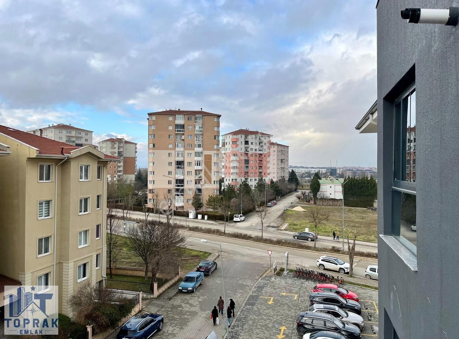 Toprak Emlak'tan File Market Üzeri İskanlı / 168m2 / Satılık 3+1 - Görsel 23