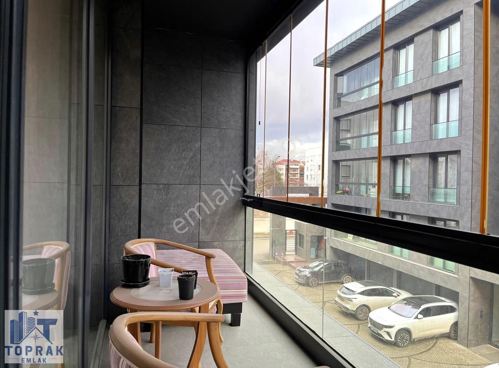 Toprak Emlak'tan Park Batı Sitesi Ara Kat / 200m2 / Satılık 4+1 - Görsel 26