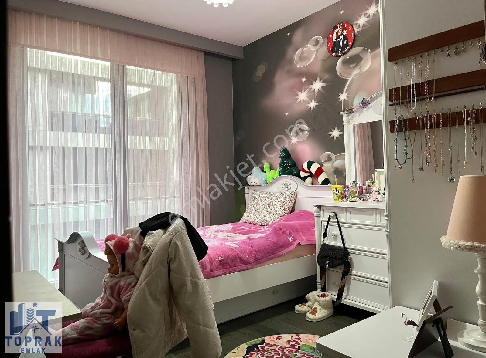 Toprak Emlak'tan Park Batı Sitesi Ara Kat / 200m2 / Satılık 4+1 - Görsel 2