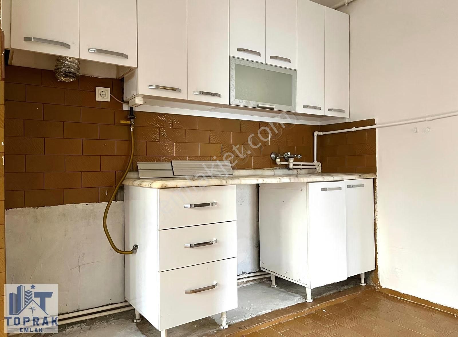 Toprak Emlak'tan Devlet Hastanesi Yakını/ Boyalı /kiralık 2+1 - Görsel 20