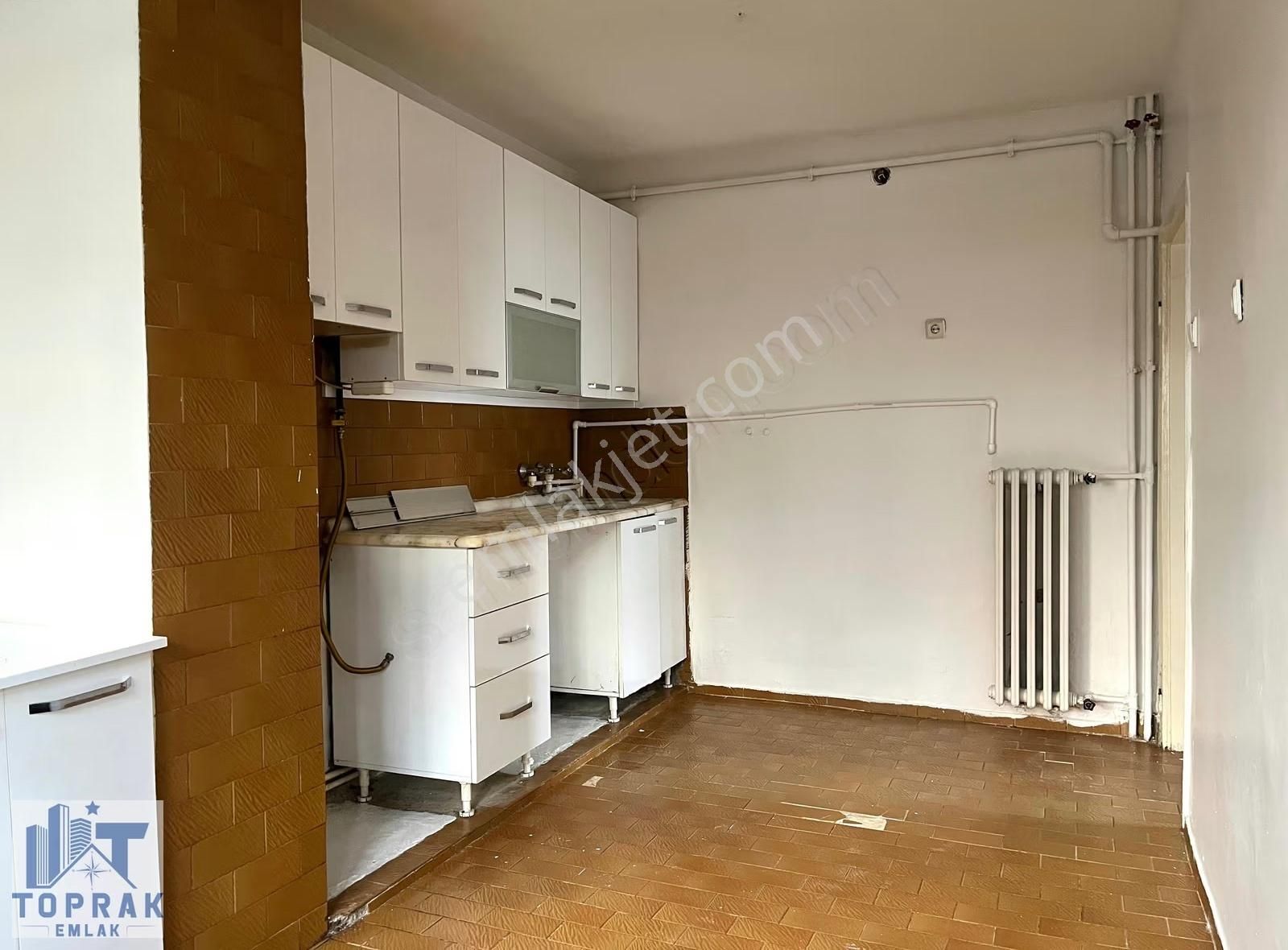 Toprak Emlak'tan Devlet Hastanesi Yakını/ Boyalı /kiralık 2+1 - Görsel 7