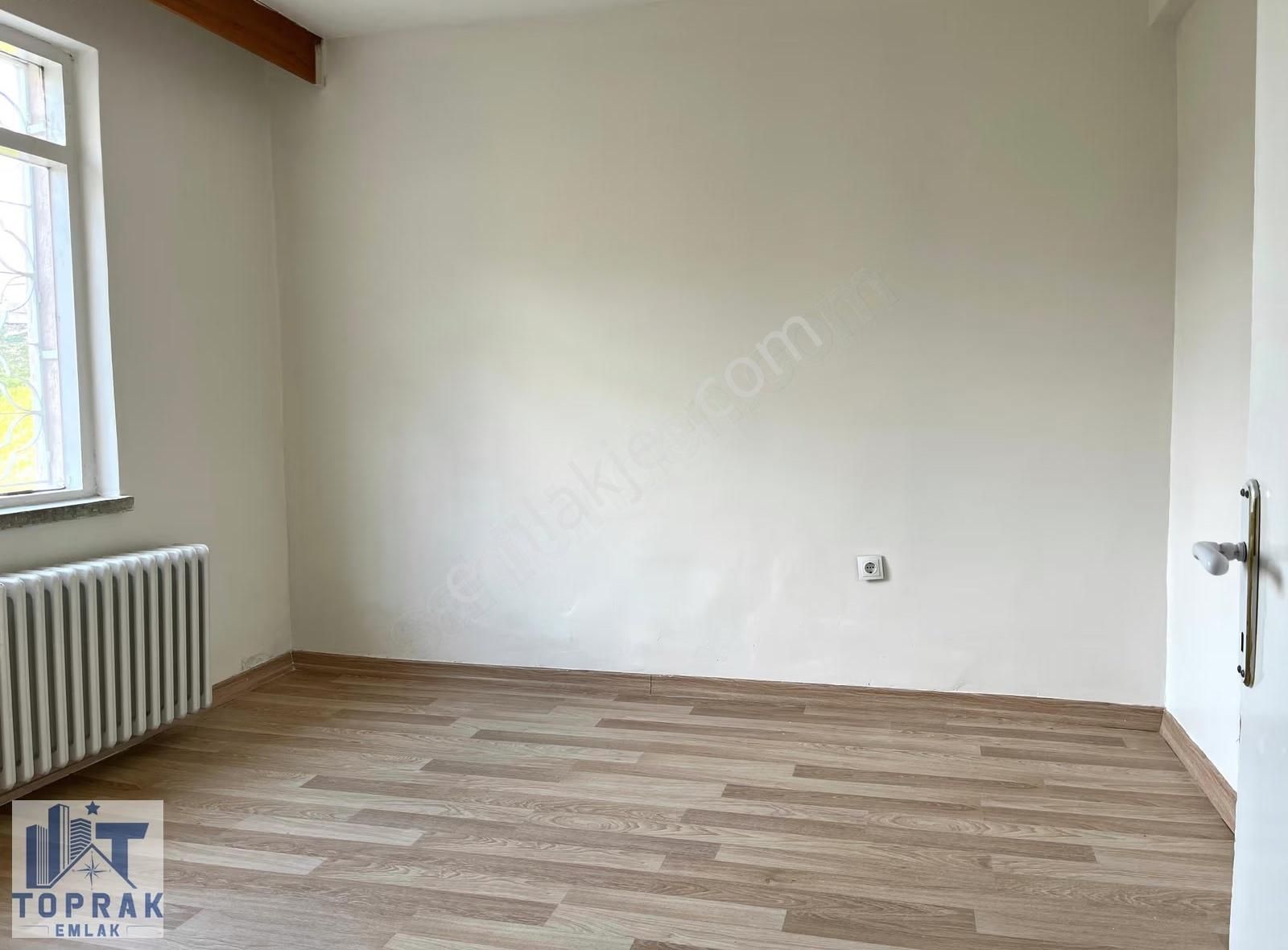 Toprak Emlak'tan Devlet Hastanesi Yakını/ Boyalı /kiralık 2+1 - Görsel 11