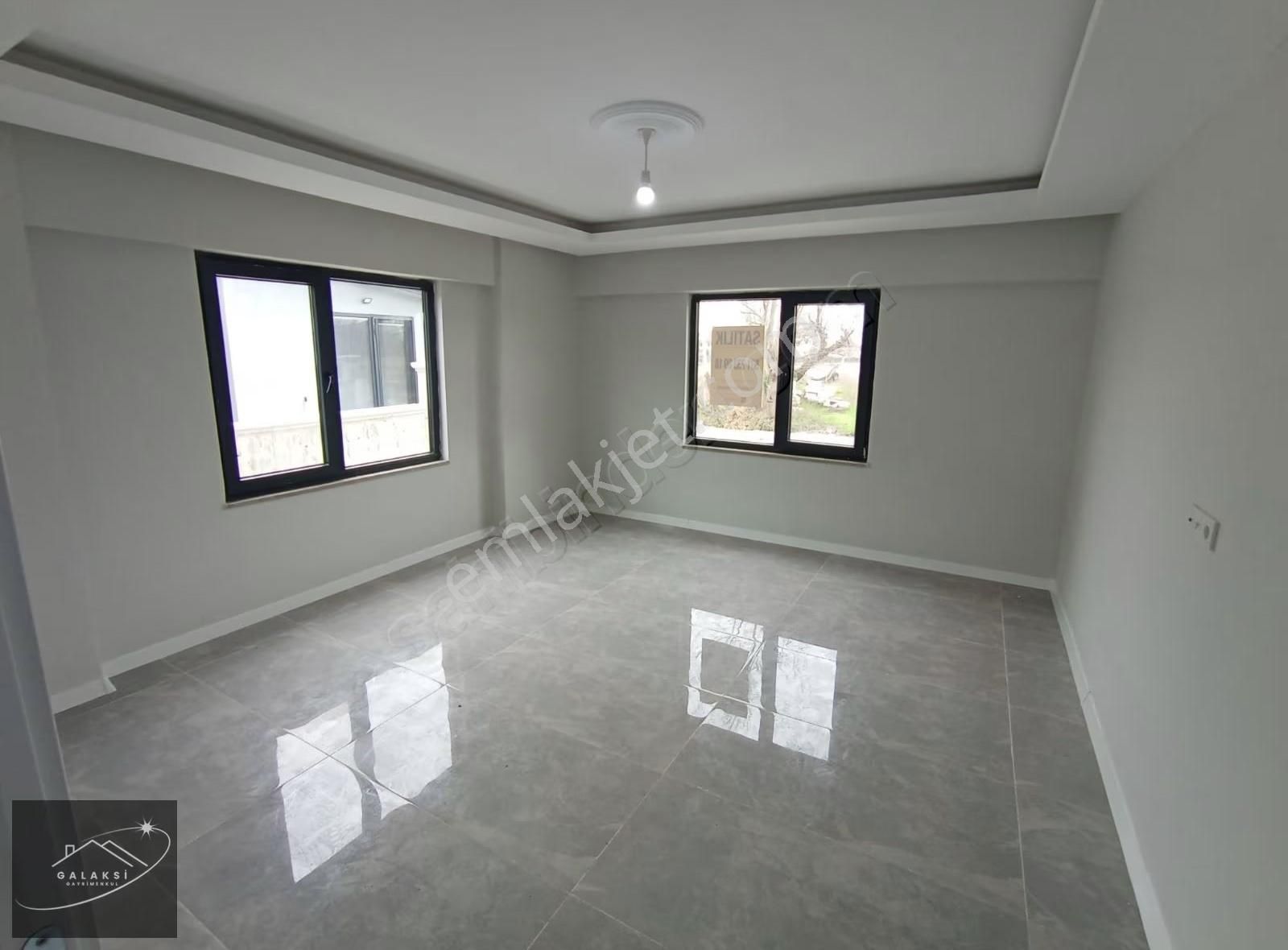 Akyazı'da Mükemmel Konumda Kullanışlı 2+1 - Görsel 12