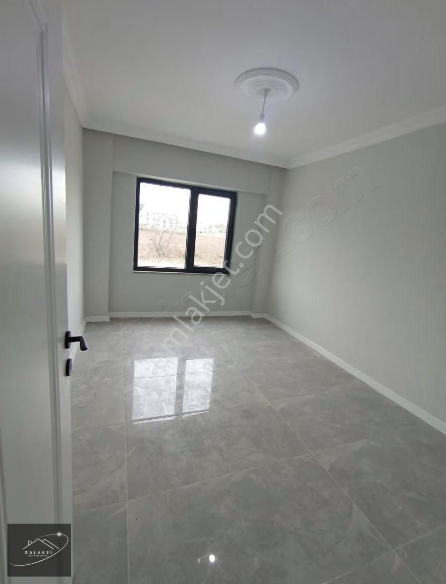 Akyazı'da Mükemmel Konumda Kullanışlı 2+1 - Görsel 20