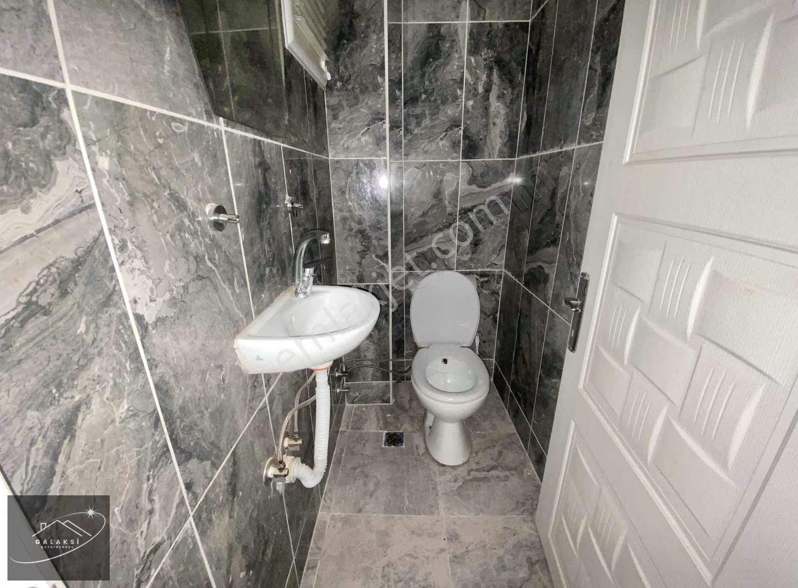 Adapazarı Agora Avm Ve Çarşı Yakını 2+1 Geniş Kiralık Daire - Görsel 13