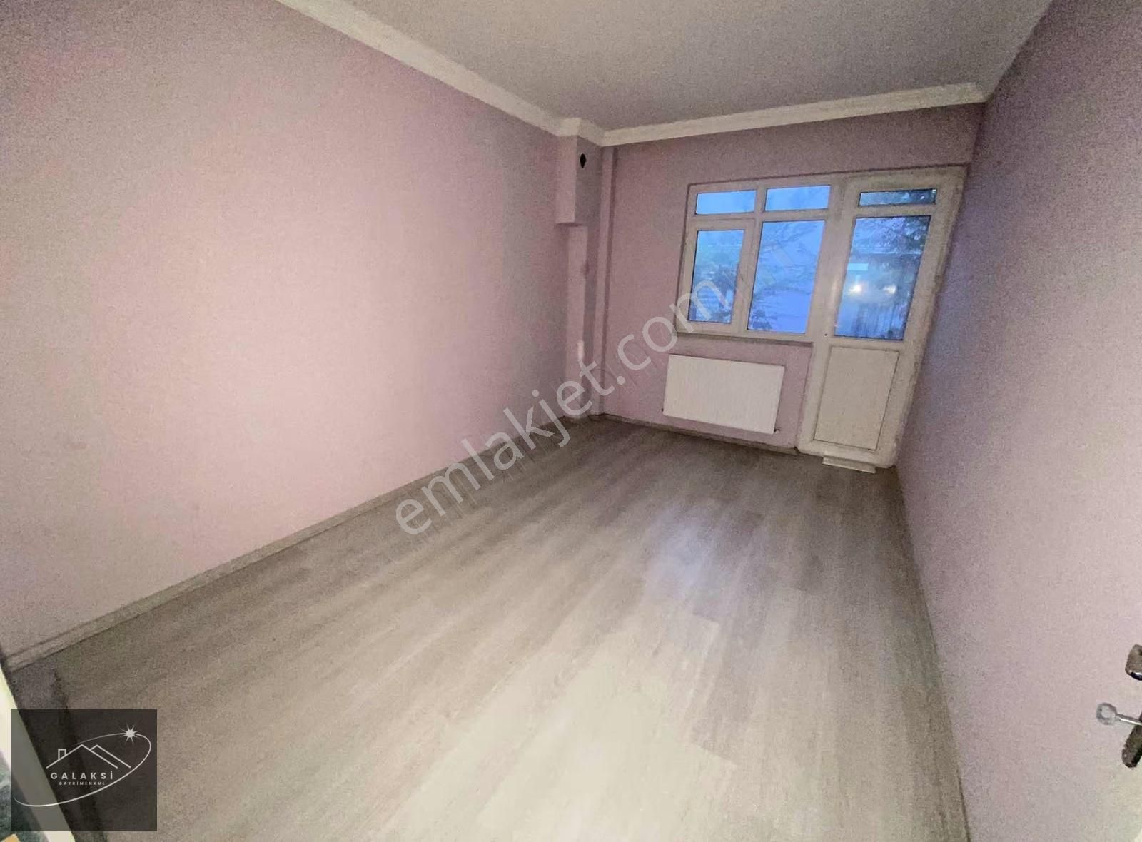Adapazarı Agora Avm Ve Çarşı Yakını 2+1 Geniş Kiralık Daire - Görsel 3