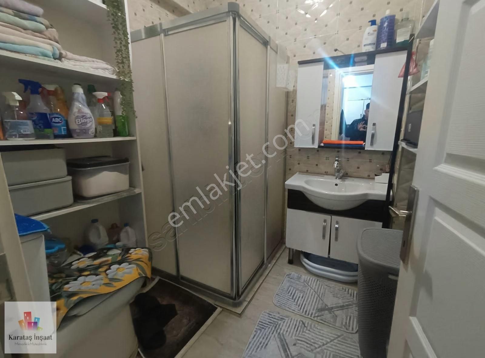 Karataş'tan Satılık 2+1 80m² Giriş Gibi Camlar Bahçe Katı Daire - Görsel 2