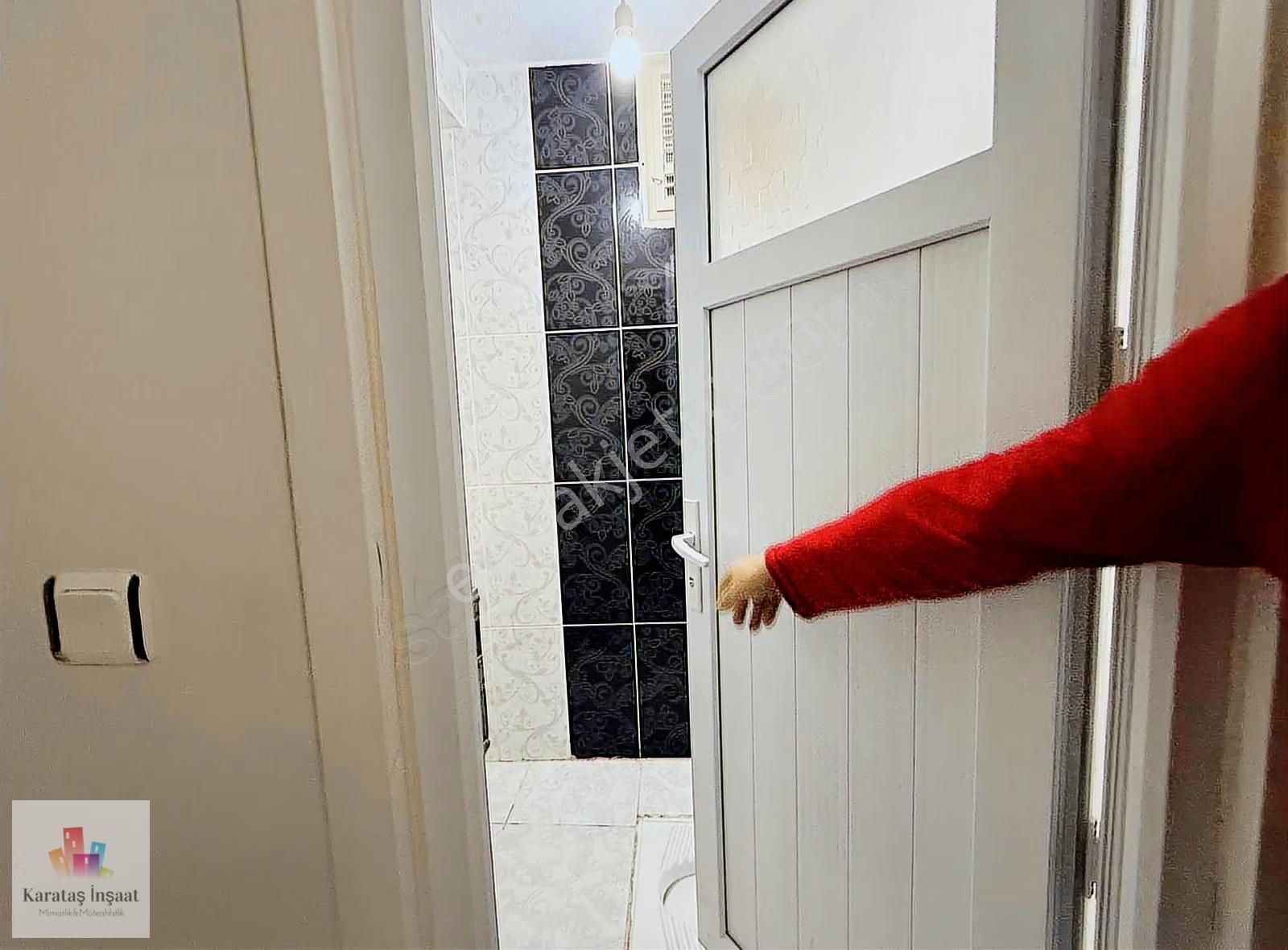 Karataş'tan Ultra Geniş Ön Cephe 2+1 Büyük Mutfak Giriş Kat - Görsel 11