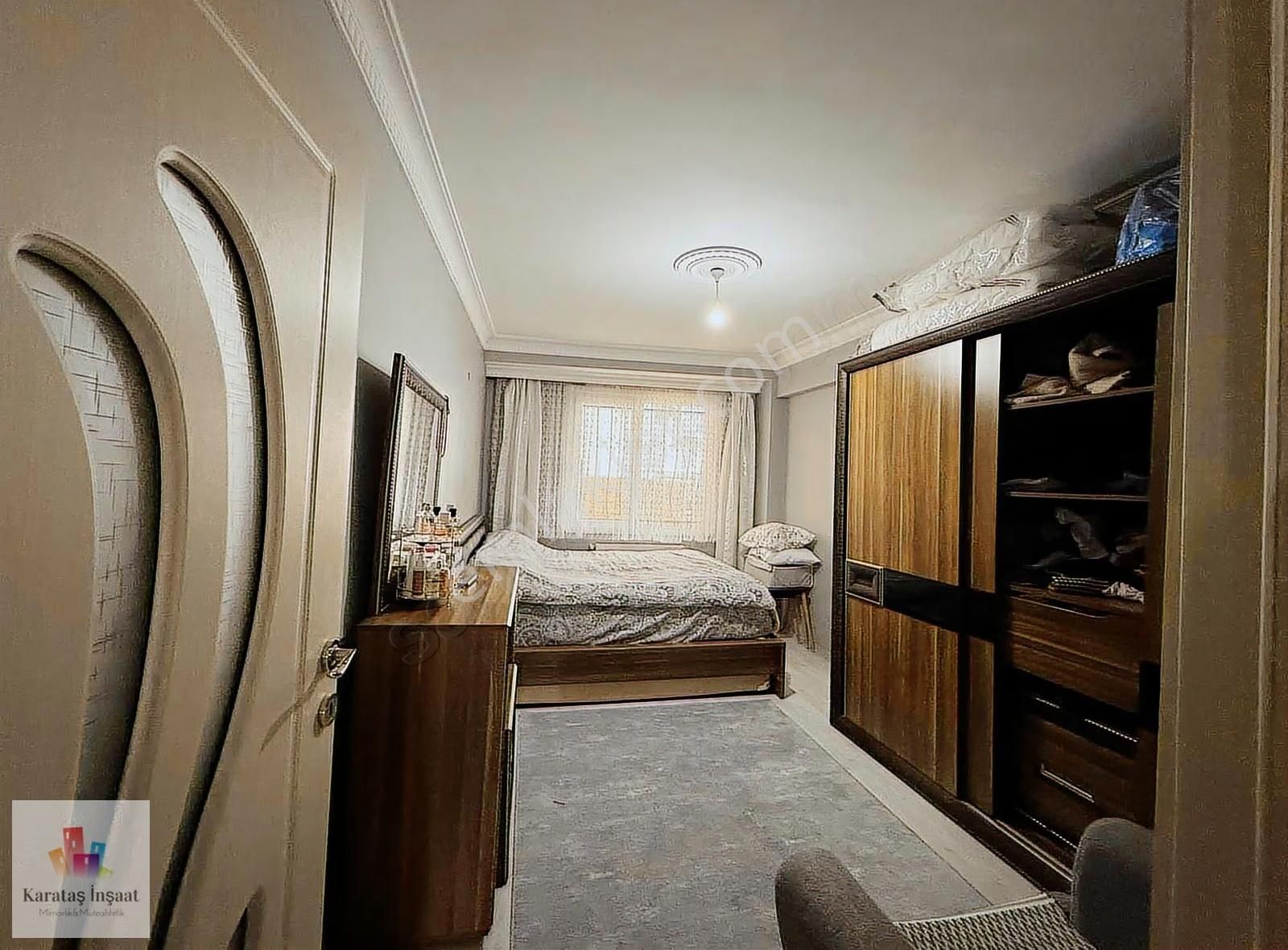 Karataş'tan Ultra Geniş Ön Cephe 2+1 Büyük Mutfak Giriş Kat - Görsel 5