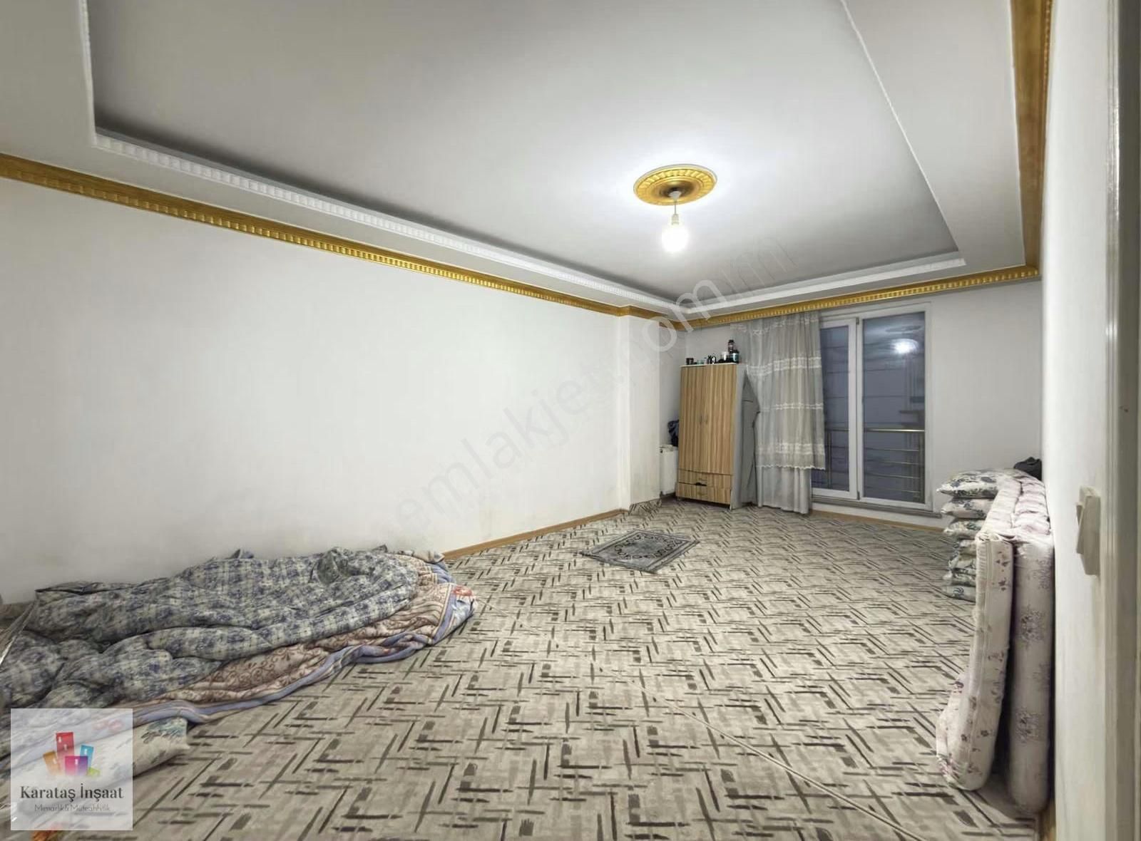 Karataş'tan Bölgenin En Uygun Ve En Geniş 2+1 Ara Kat Dairesi