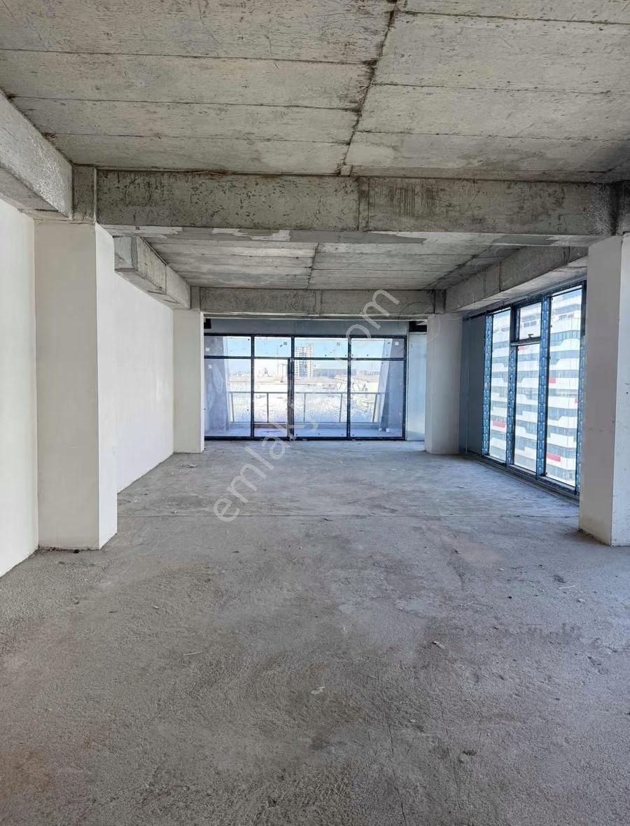 Biost İstmall Kiralık 130 M² Balkonlu Kiralık Plaza'da Ofis Katı - Görsel 5