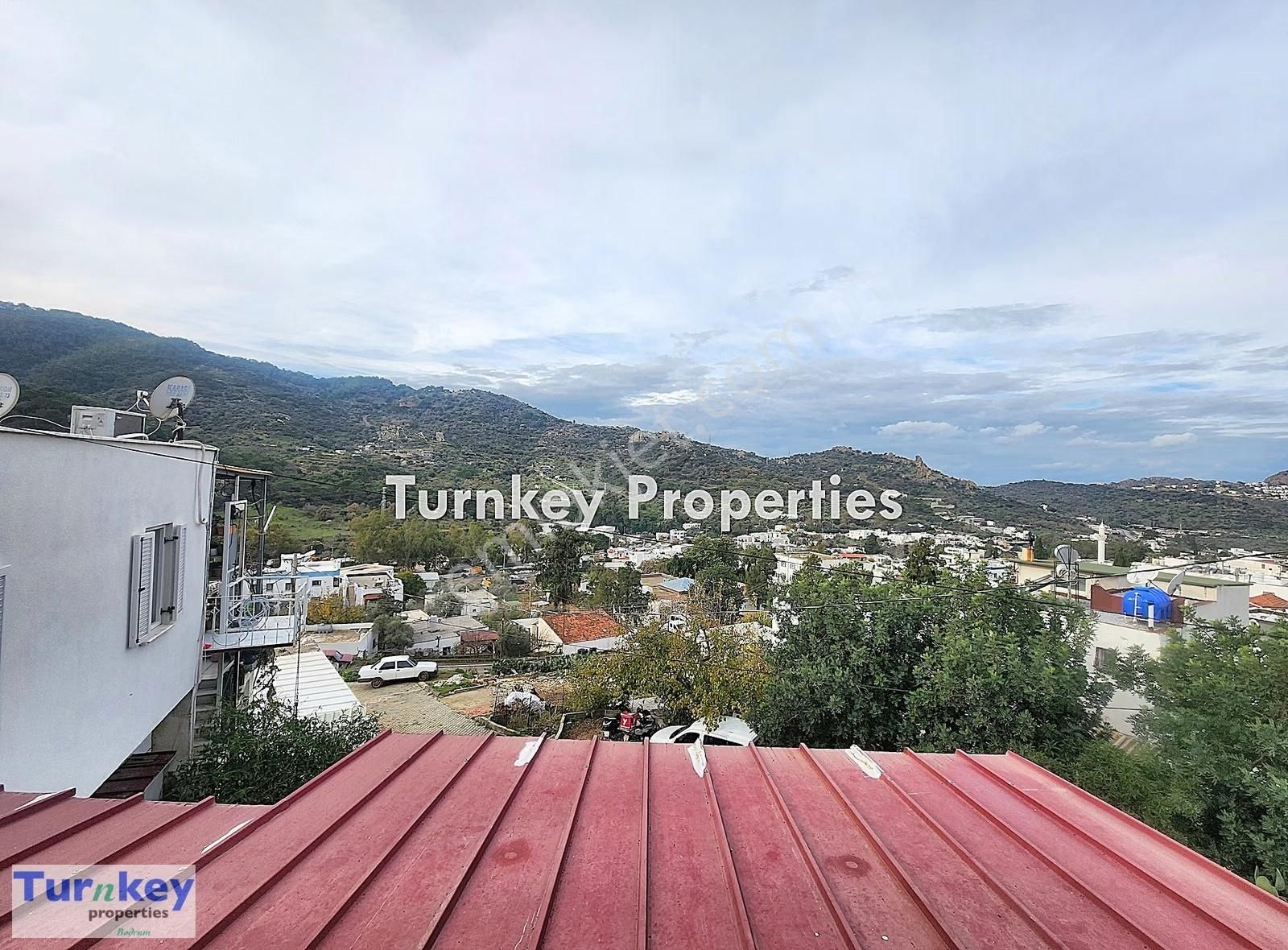 Gündoğan Köyiçi Satılık Kargir Ev Geniş Bahçeli Müstakil Parsell