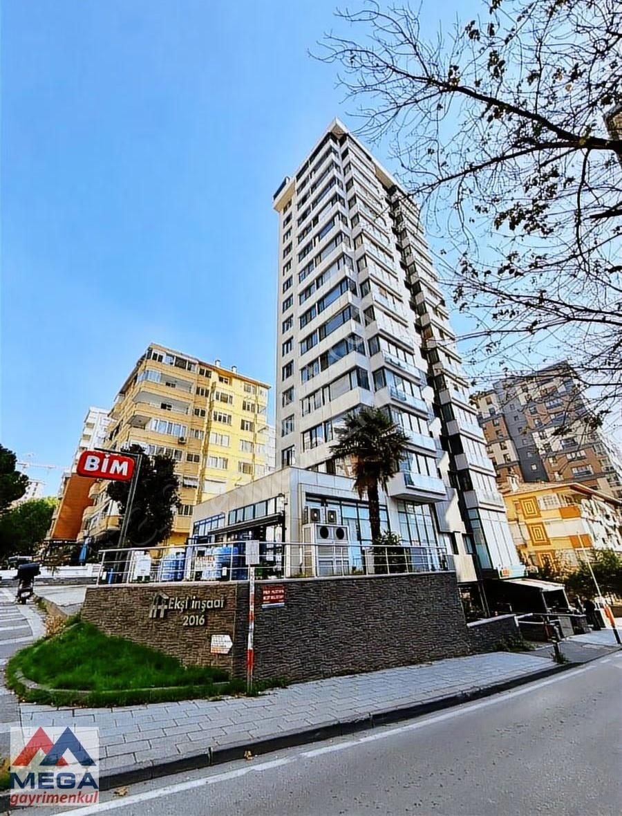 Mega'dan Çiftehavuzlarda 105 M2 Kısmi Deniz Manzaralı Eb.banyolu - Görsel 2