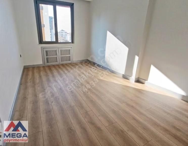 Mega'dan Caddebostanda 180 M2 4+1 Üç Banyolu Katta Tek Yeni Bina - Görsel 21