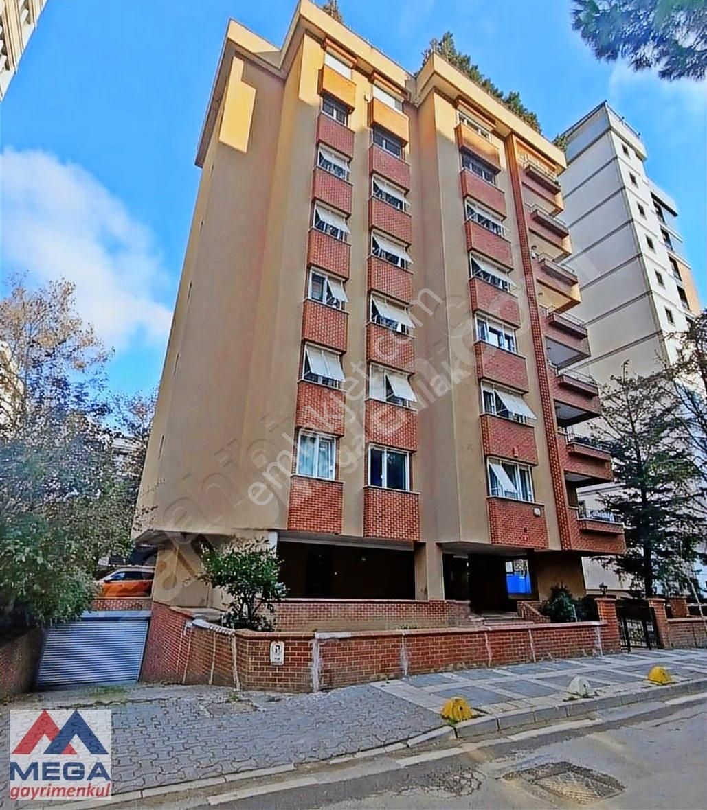 Mega'dan Caddebostanda 180 M2 4+1 Üç Banyolu Katta Tek Yeni Bina - Görsel 32