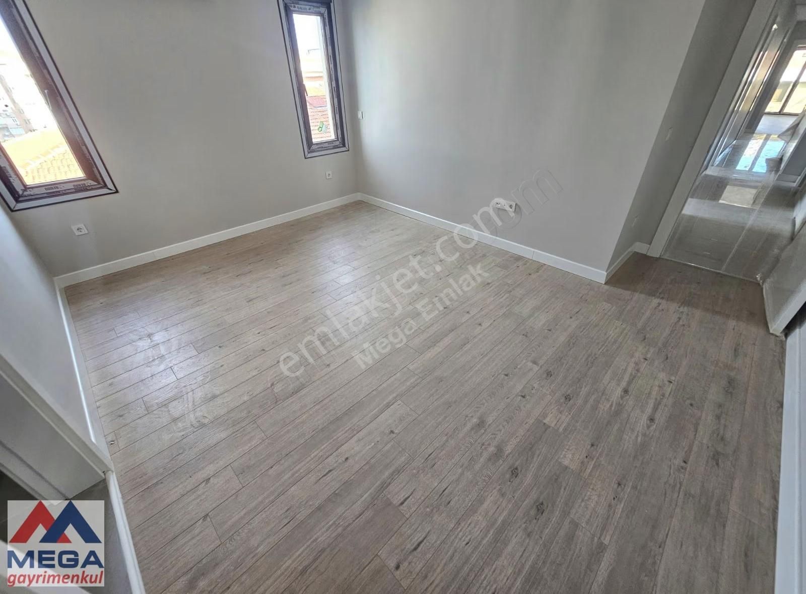 Mega'dan Feneryolunda 150 M2 3+1 Balkonlu Hamamlı Ferah Sıfır - Görsel 21