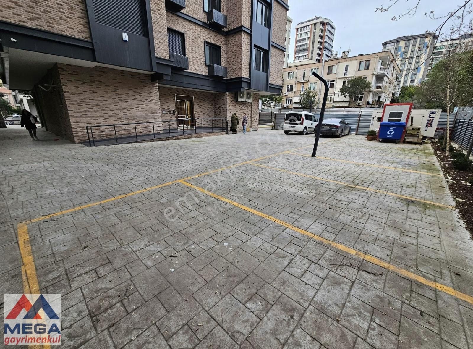 Mega'dan Caddebostan Sahilde 150 M2 3+1 Ofise Ve Konuta Sıfır - Görsel 3
