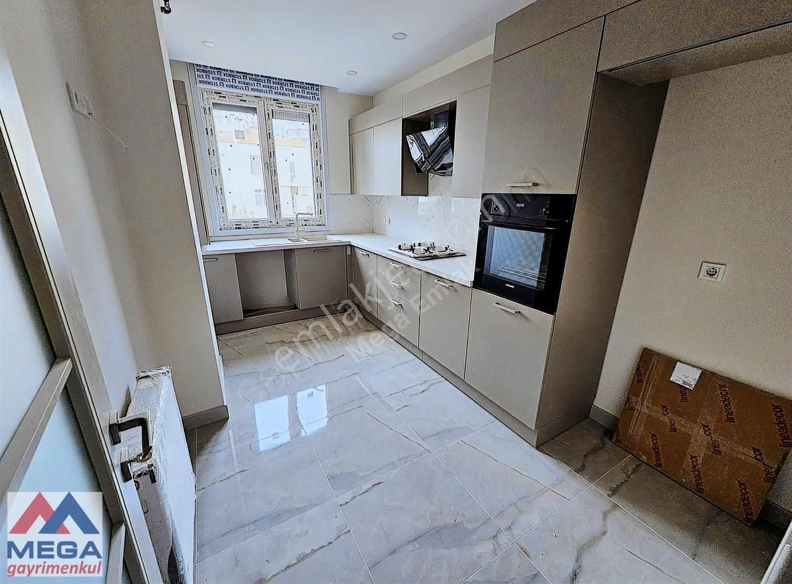 Mega'dan Caddebostan Sahilde 150 M2 3+1 Ofise Ve Konuta Sıfır - Görsel 23