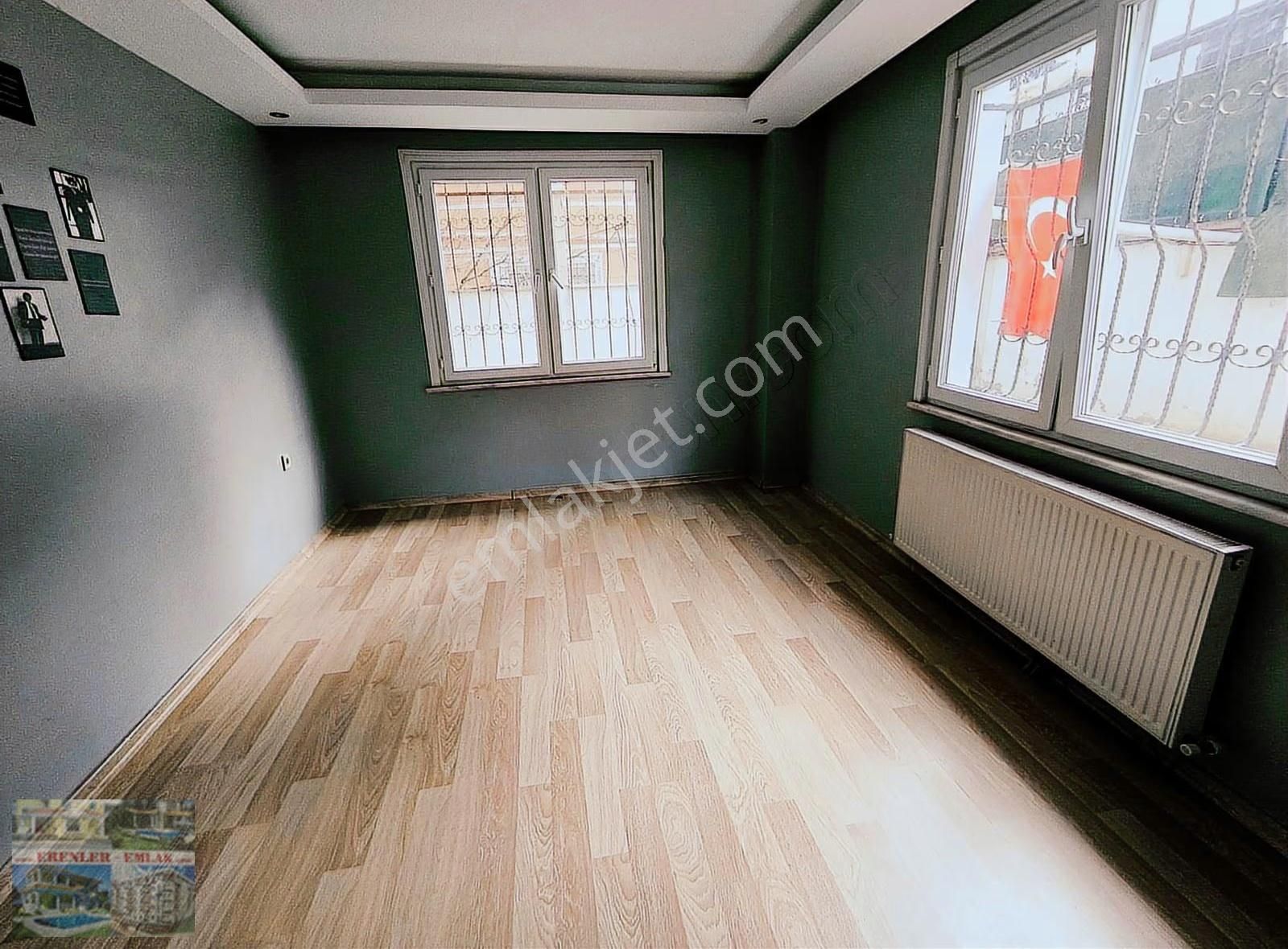 Cihangirde Osmanpaşa Caddesinde 100 M2 2+1 Giriş Kat Güney Cephe - Görsel 20