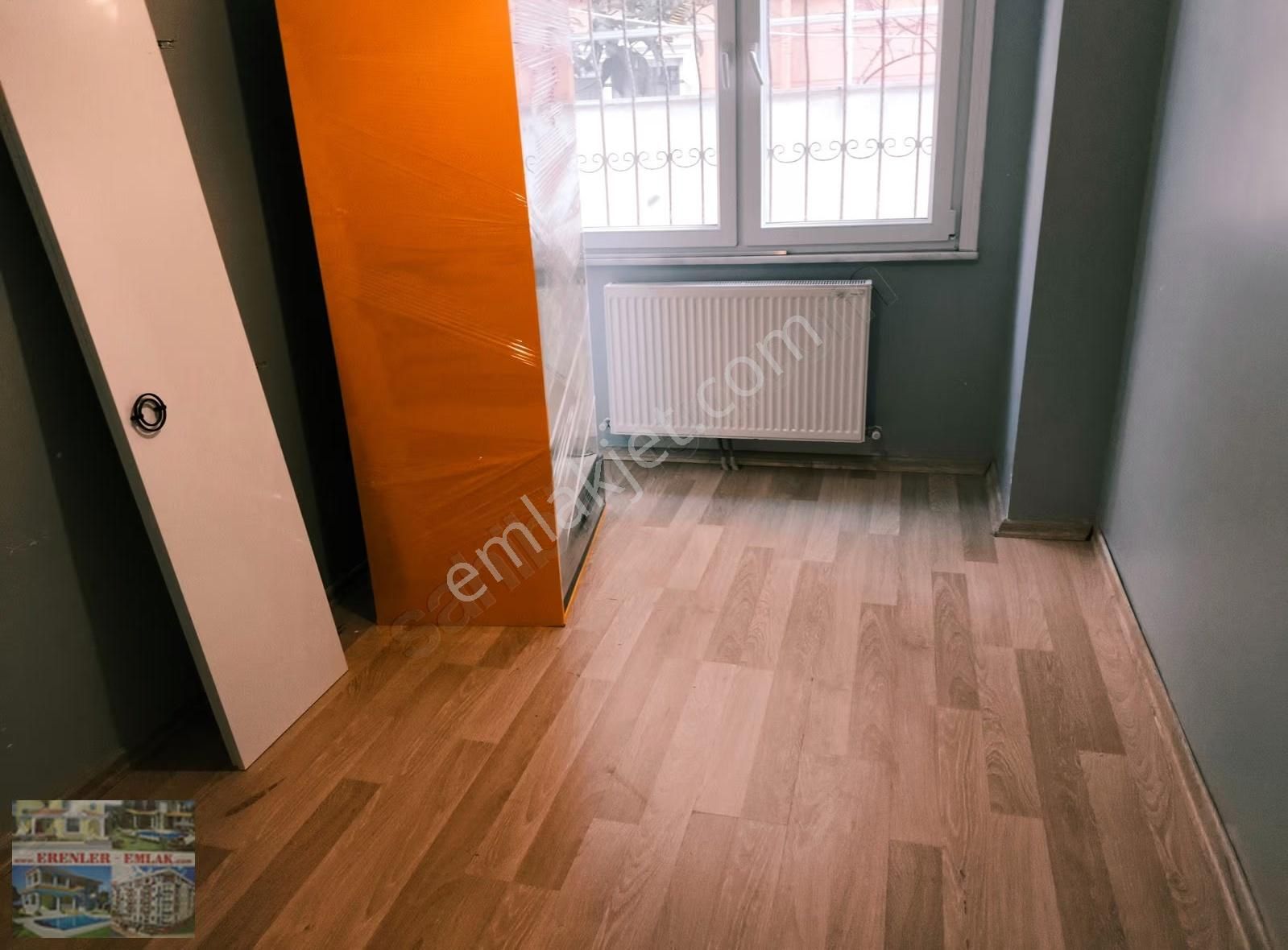 Cihangirde Osmanpaşa Caddesinde 100 M2 2+1 Giriş Kat Güney Cephe - Görsel 2