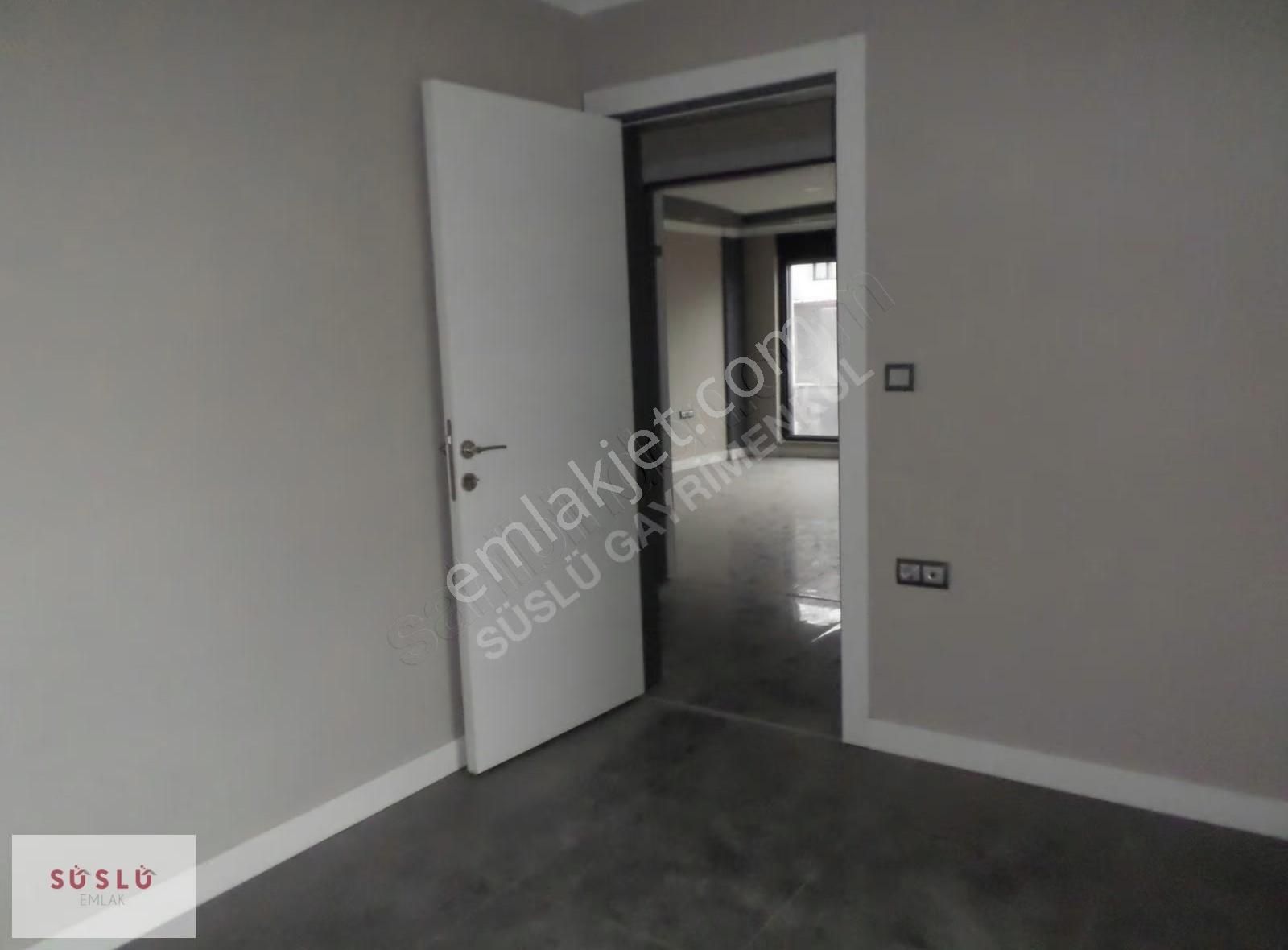 Ayvalık 150 Evler Mh Site İçinde Satılık 3+1 Lüks Daire - Görsel 13