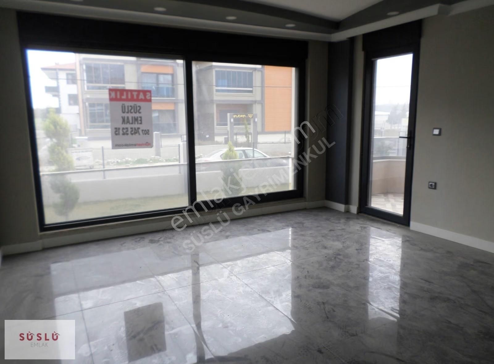 Ayvalık 150 Evler Mh Site İçinde Satılık 3+1 Lüks Daire - Görsel 6