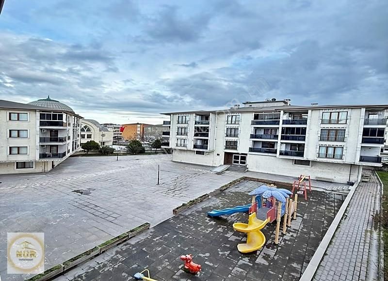 Nur Yapı'dan %80 Krediye Uygun E/5 Ve Hastaneye Komşu 2+1 Ara Ka