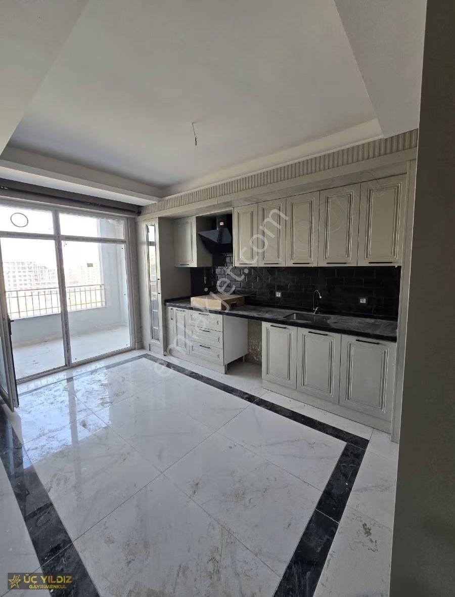 Meram Ahmet Özcan Caddesi Site İçi Son Kat Lüx 3+1 Dairemiz Sat - Görsel 8