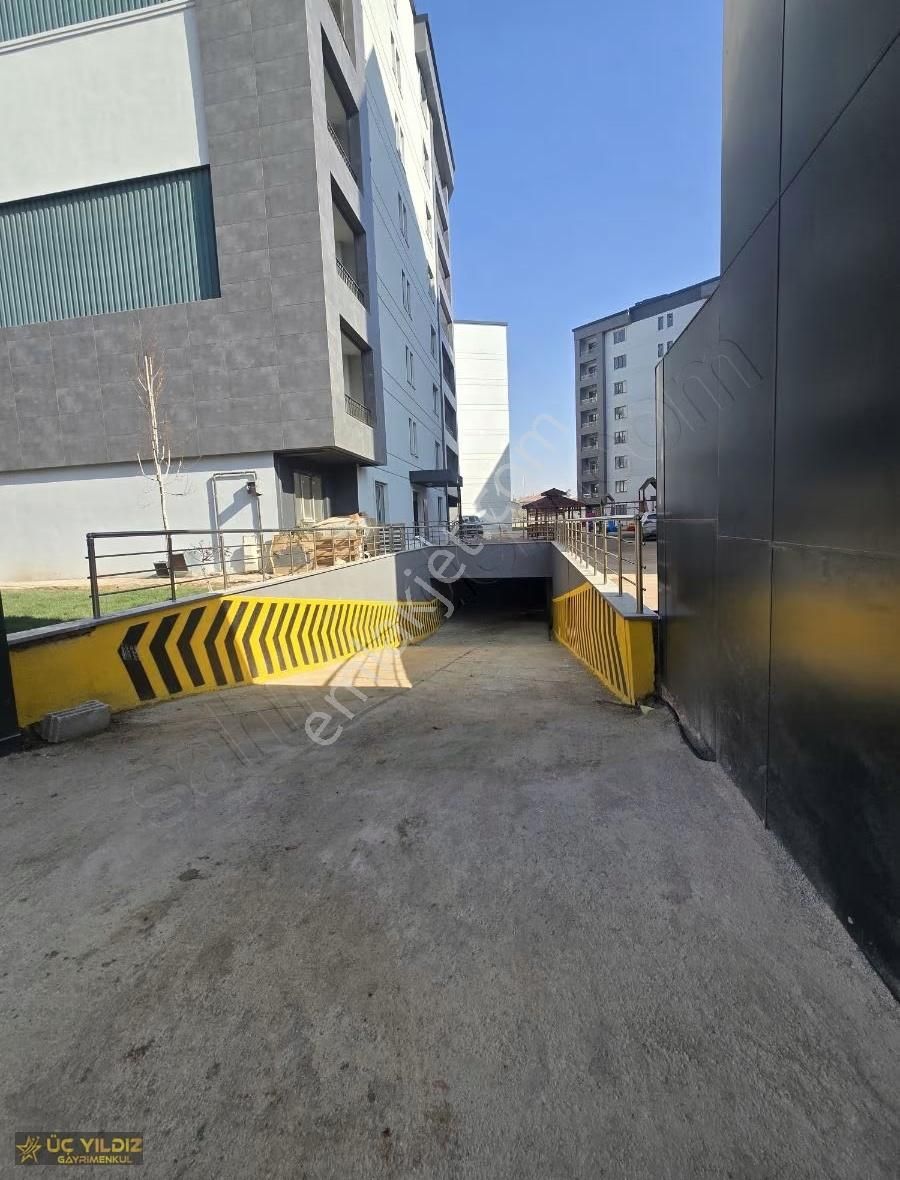 Meram Ahmet Özcan Caddesi Site İçi Son Kat Lüx 3+1 Dairemiz Sat - Görsel 7