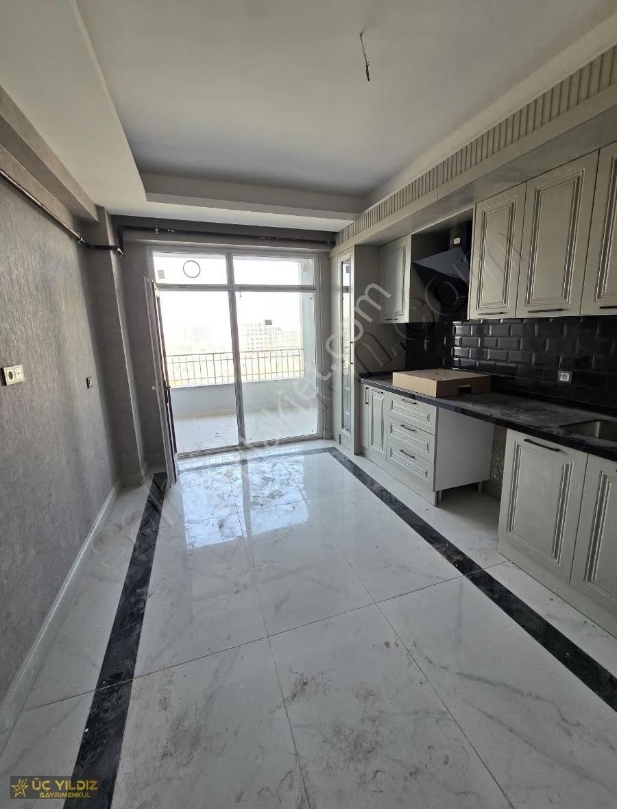 Meram Ahmet Özcan Caddesi Site İçi Son Kat Lüx 3+1 Dairemiz Sat - Görsel 2