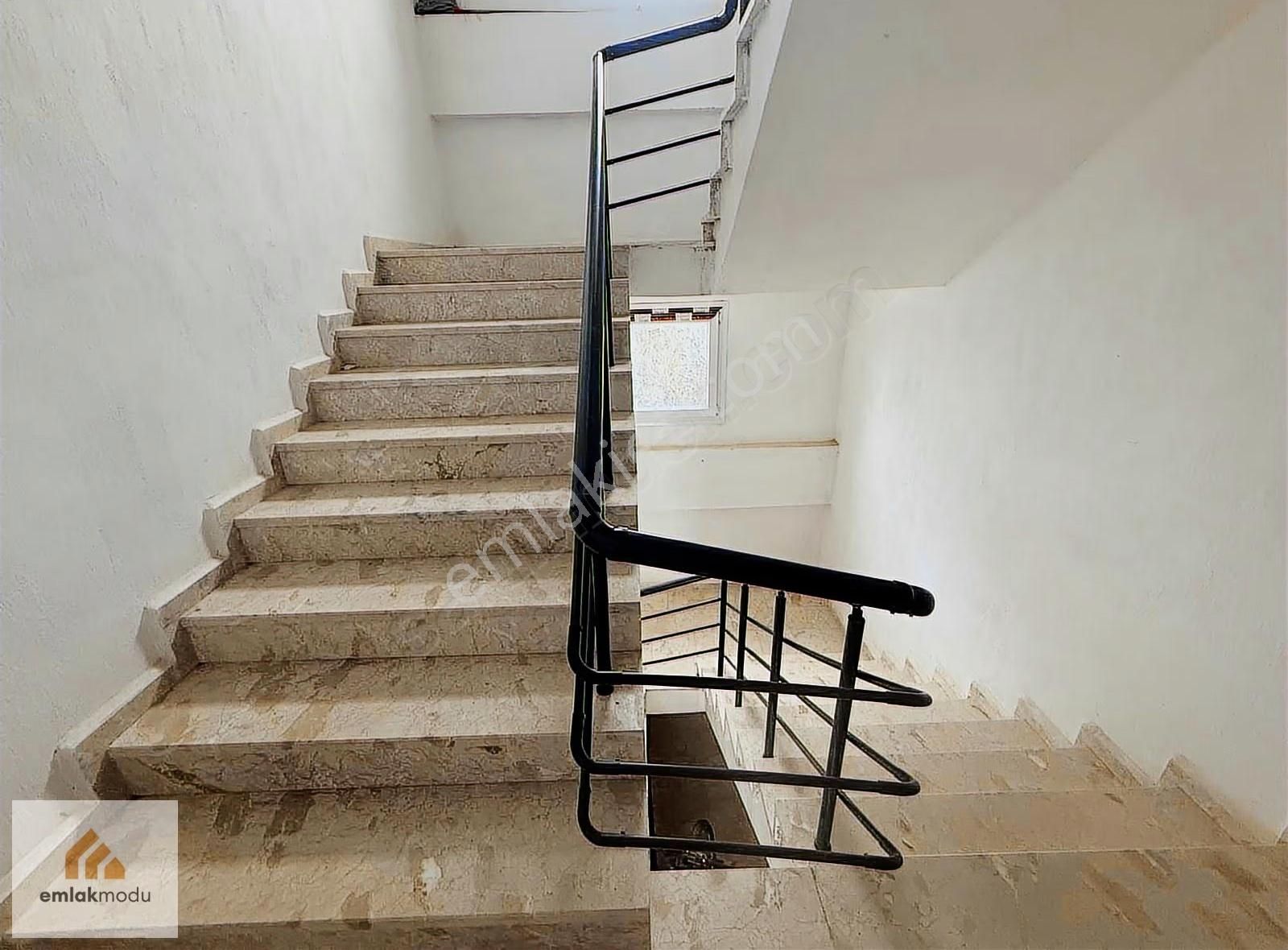 Fethiye Merkezi Lokasyonda Geniş 2+1 Ara Kat Boş Daire - Görsel 14