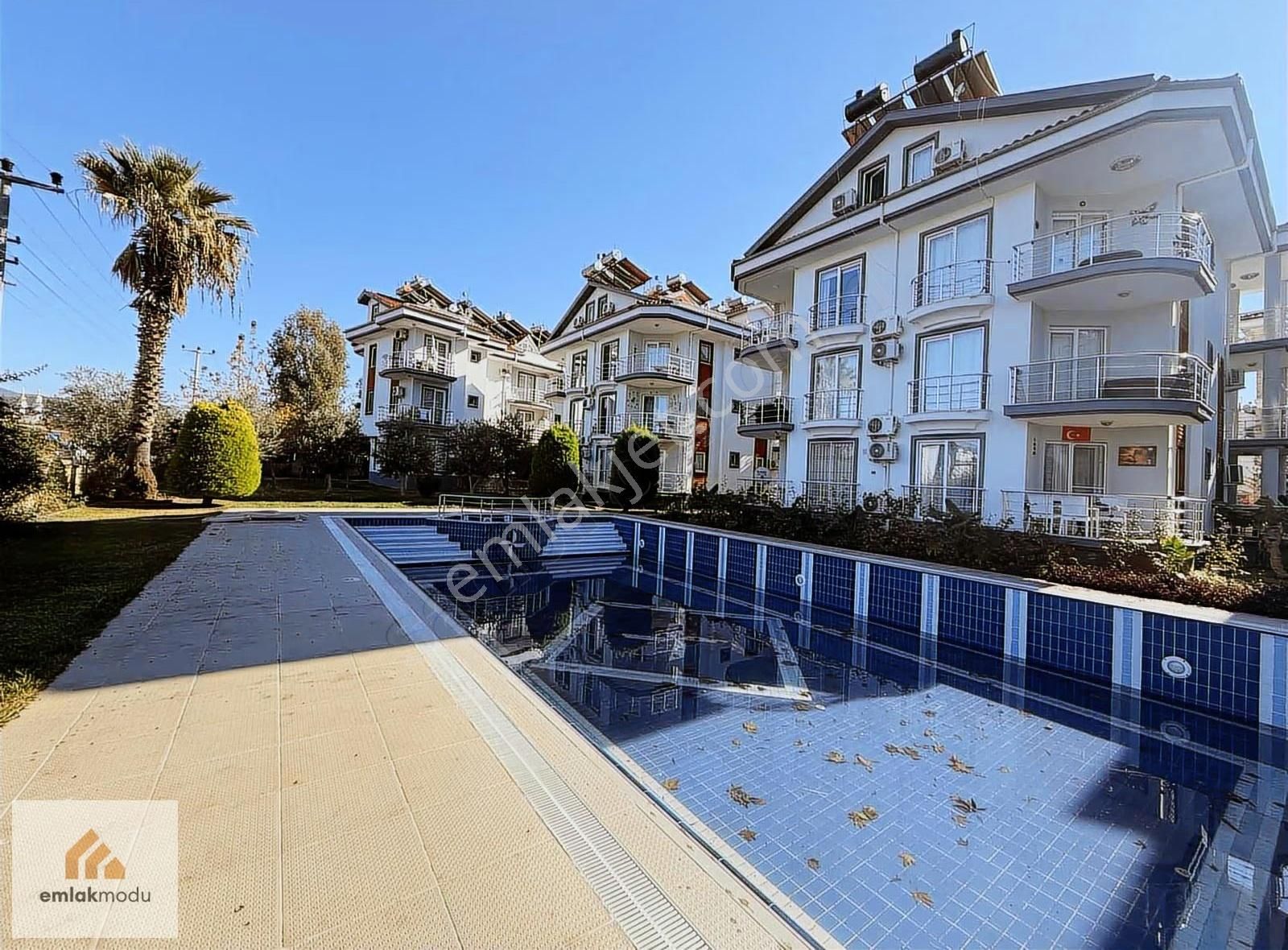 Plaja Yürüme Mesafesinde 3+1 Dubleks Havuzlu Eşyalı Daire