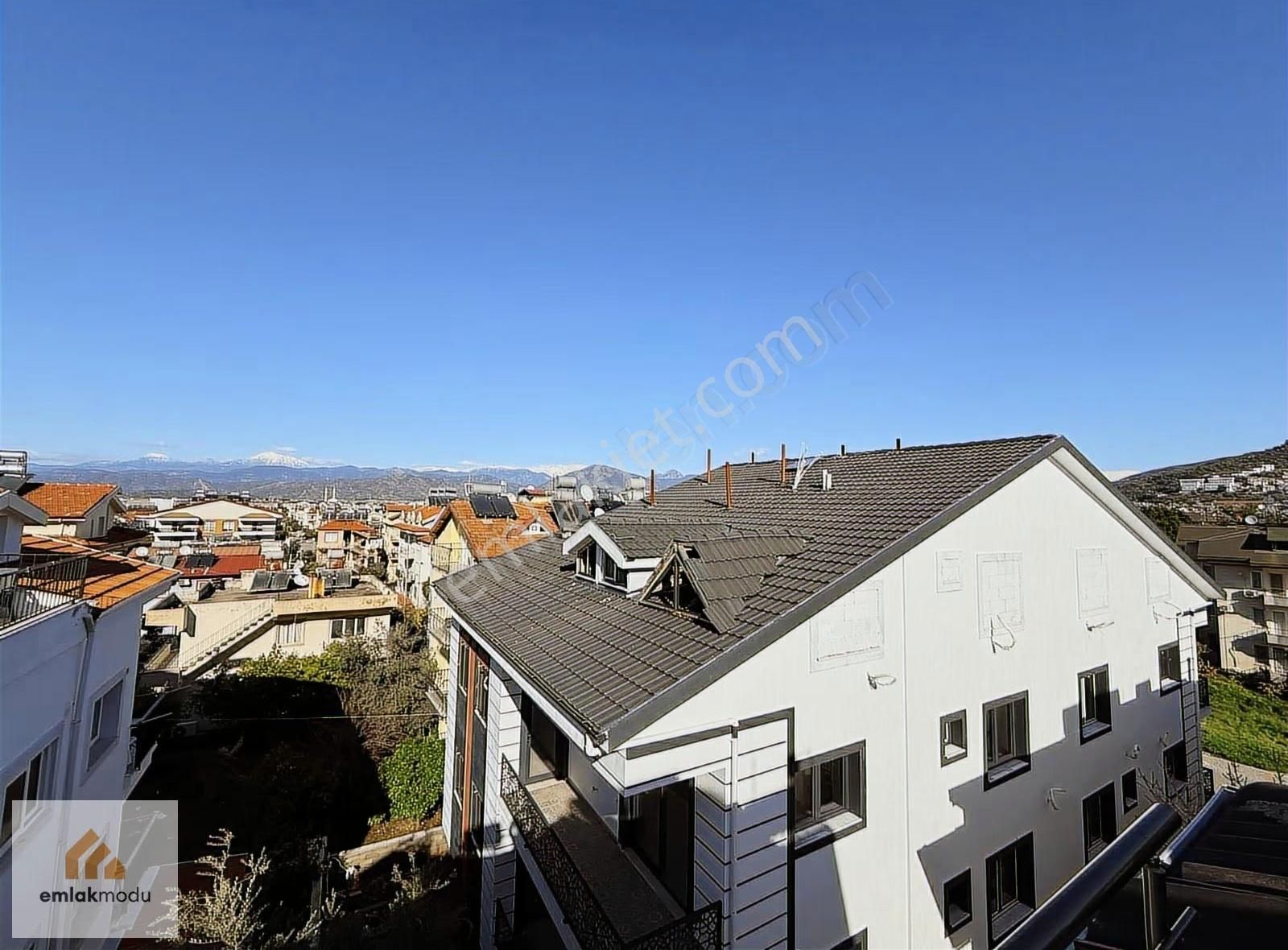 Taşyakada Merkezi Konumda 2+1 Çatı Dubleks Kiralık