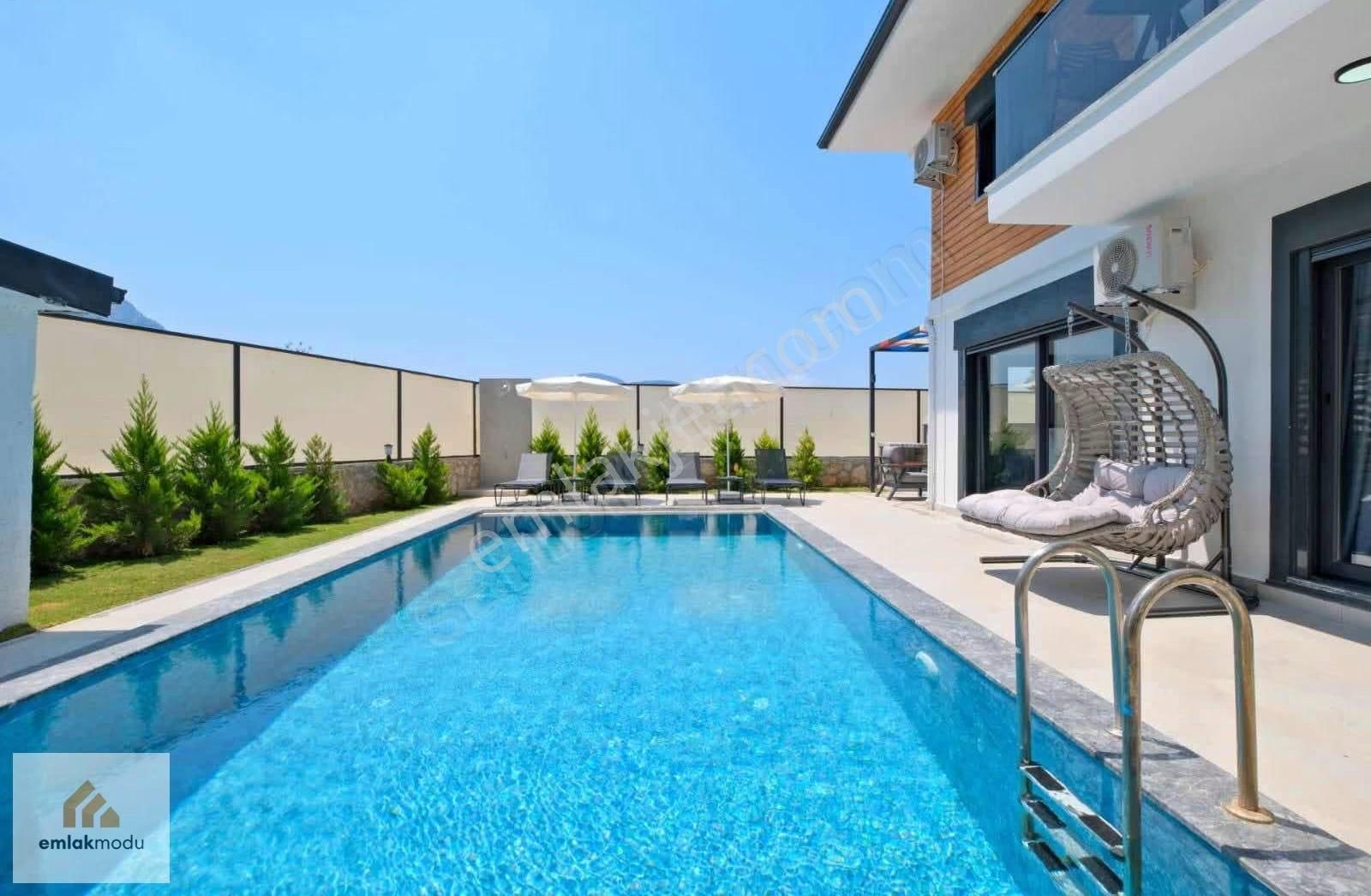 Fethiye Üzümlü Süper Lüx 4+1 Full Eşyalı Satılık Villa - Görsel 17