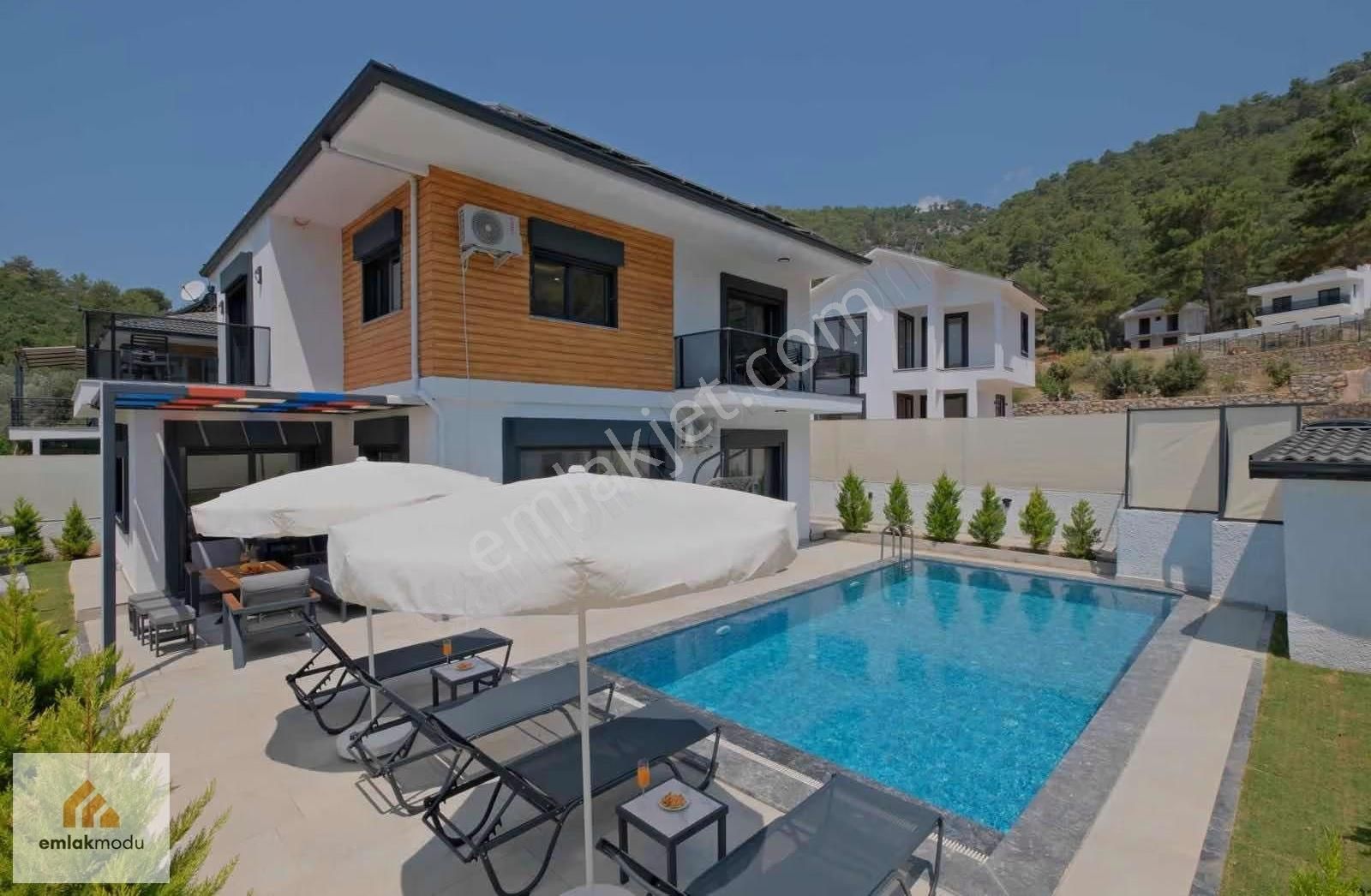 Fethiye Üzümlü Süper Lüx 4+1 Full Eşyalı Satılık Villa - Görsel 18