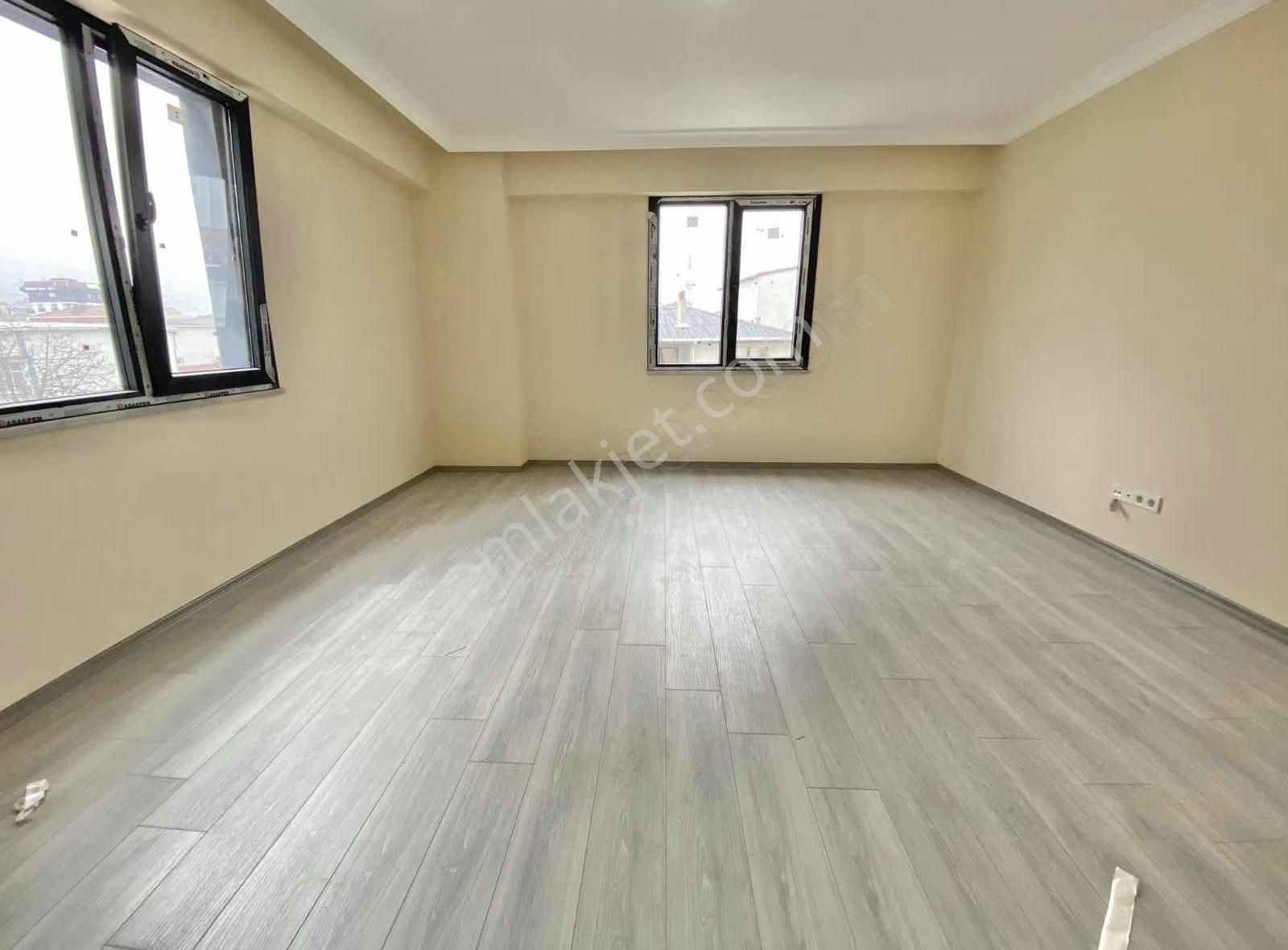 Fırat Caddesi Üzerinde Kiralık 3+1 Daire