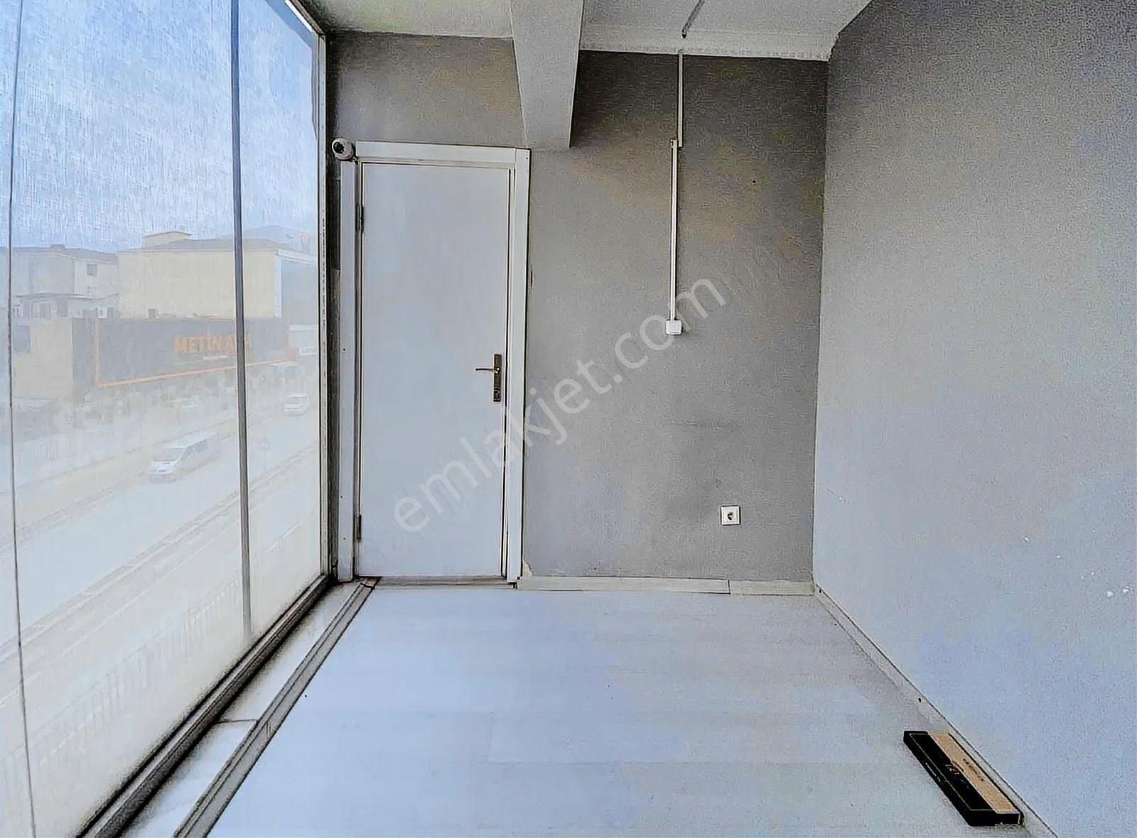 Sultanbeyli Merkezde Kiralık İşyeri - Görsel 10