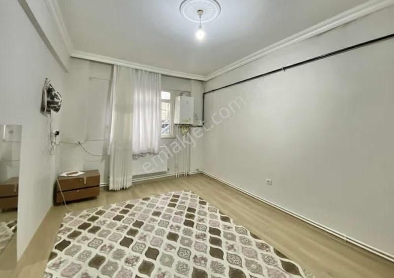 İnci Caddesinde 50 M2 Arsa Paylı Satılık Daire - Görsel 2
