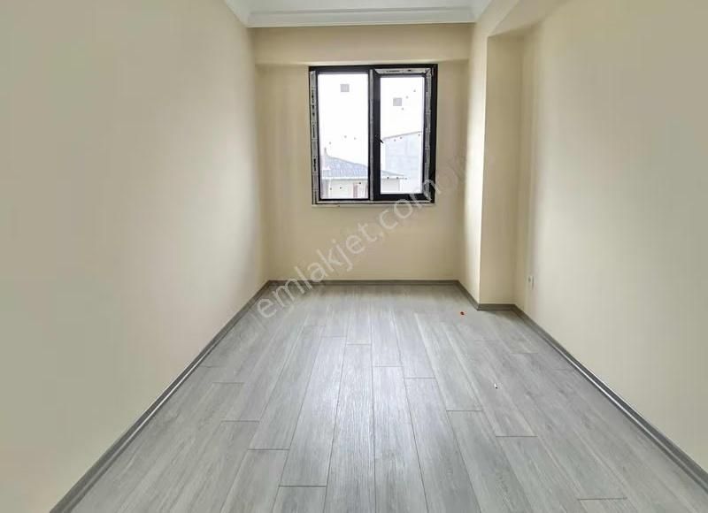 3+1 Geniş Çıkmasız Binada Kiralık Sıfır Daire - Görsel 17