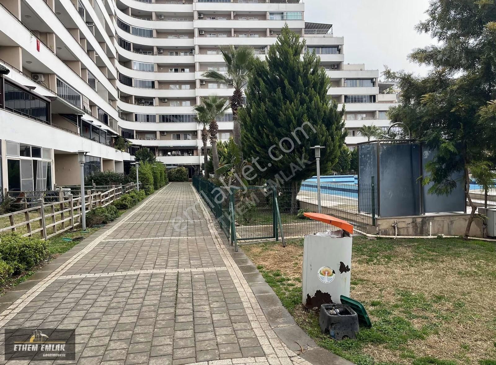 İki Adet Teraslı Masrafsız Sosyal Donatılı 2+1 Satılık - Görsel 15