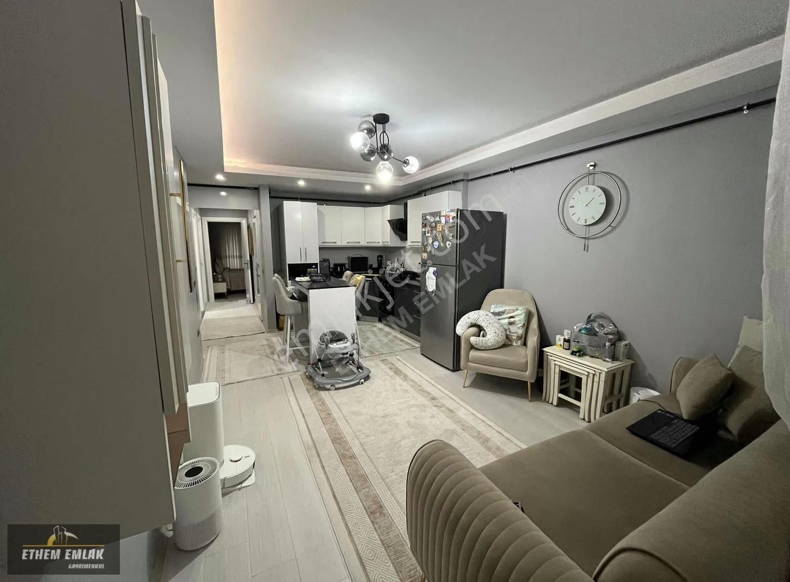 İki Adet Teraslı Masrafsız Sosyal Donatılı 2+1 Satılık - Görsel 1