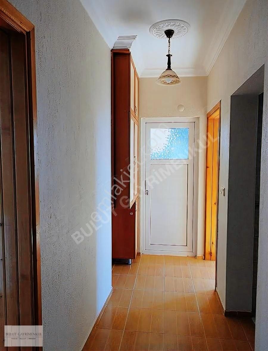 Dalaman Merkezi Konumda Kiralık Ara Kat 3+1 Daire - Görsel 3