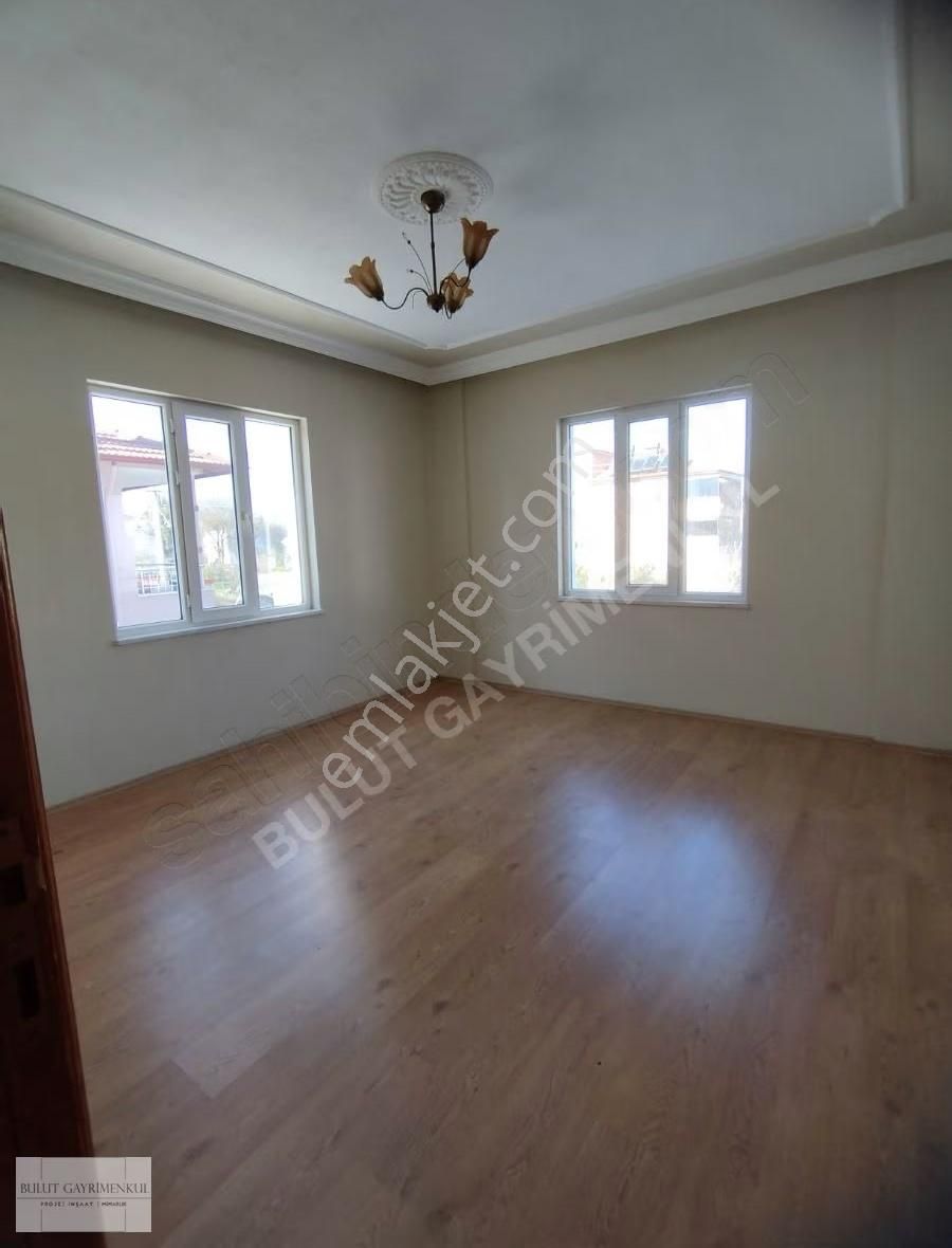 Dalaman Merkezi Konumda Kiralık Ara Kat 3+1 Daire - Görsel 9