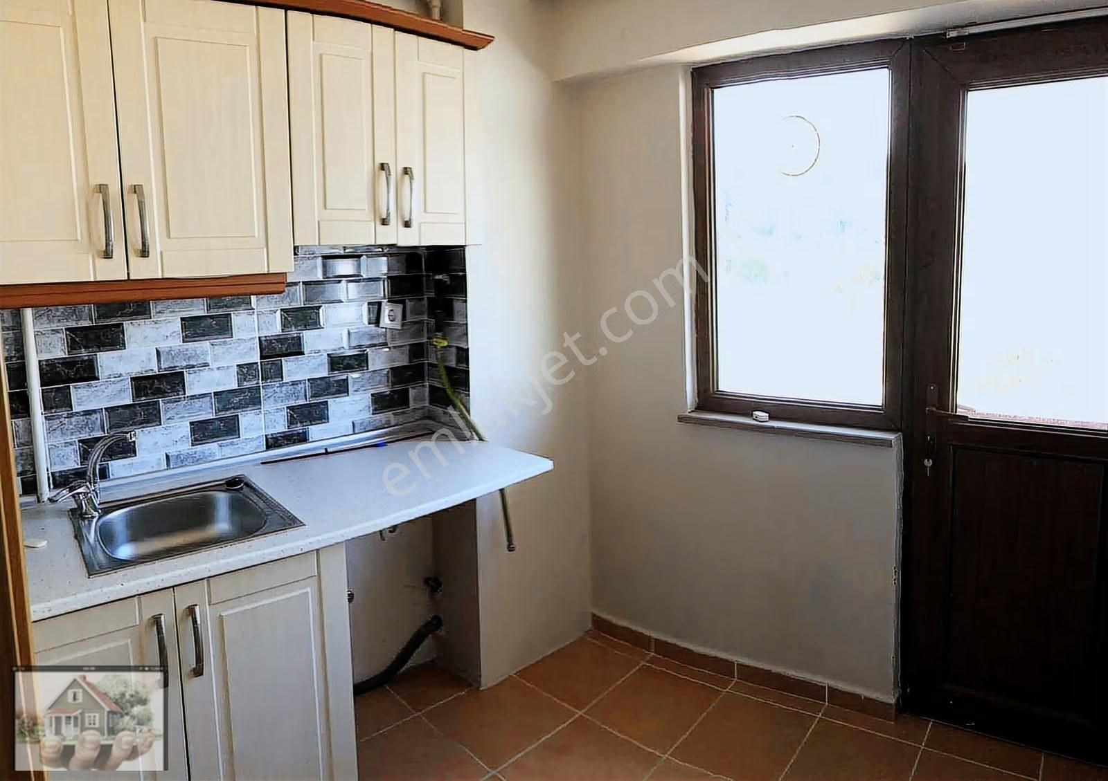Pendik Aydos Ormanlarına Cephe 4+1 2006 Yapımı Müstakil Villa - Görsel 4